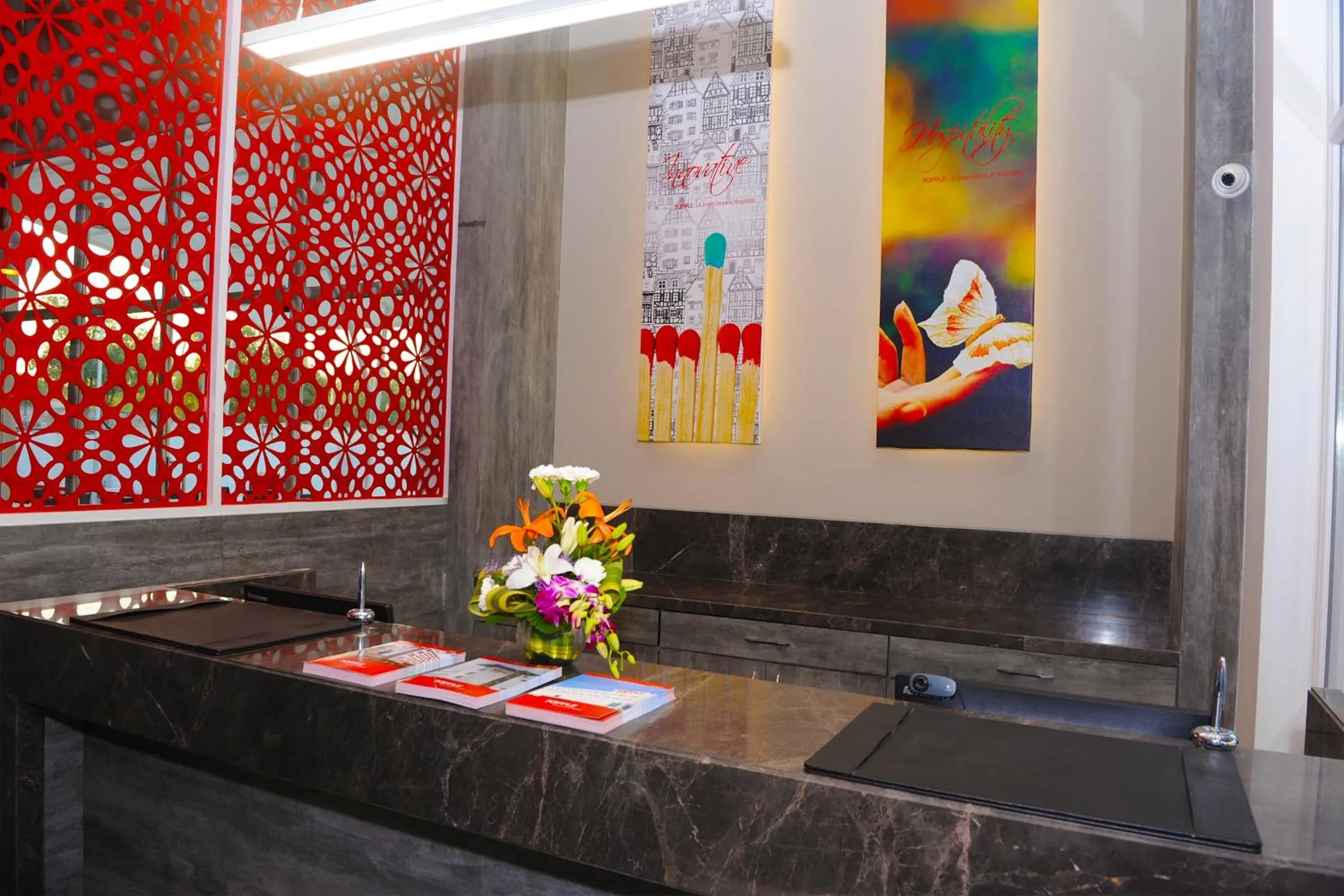 Lobby or reception in 7 Apple Hotel, Vadodara