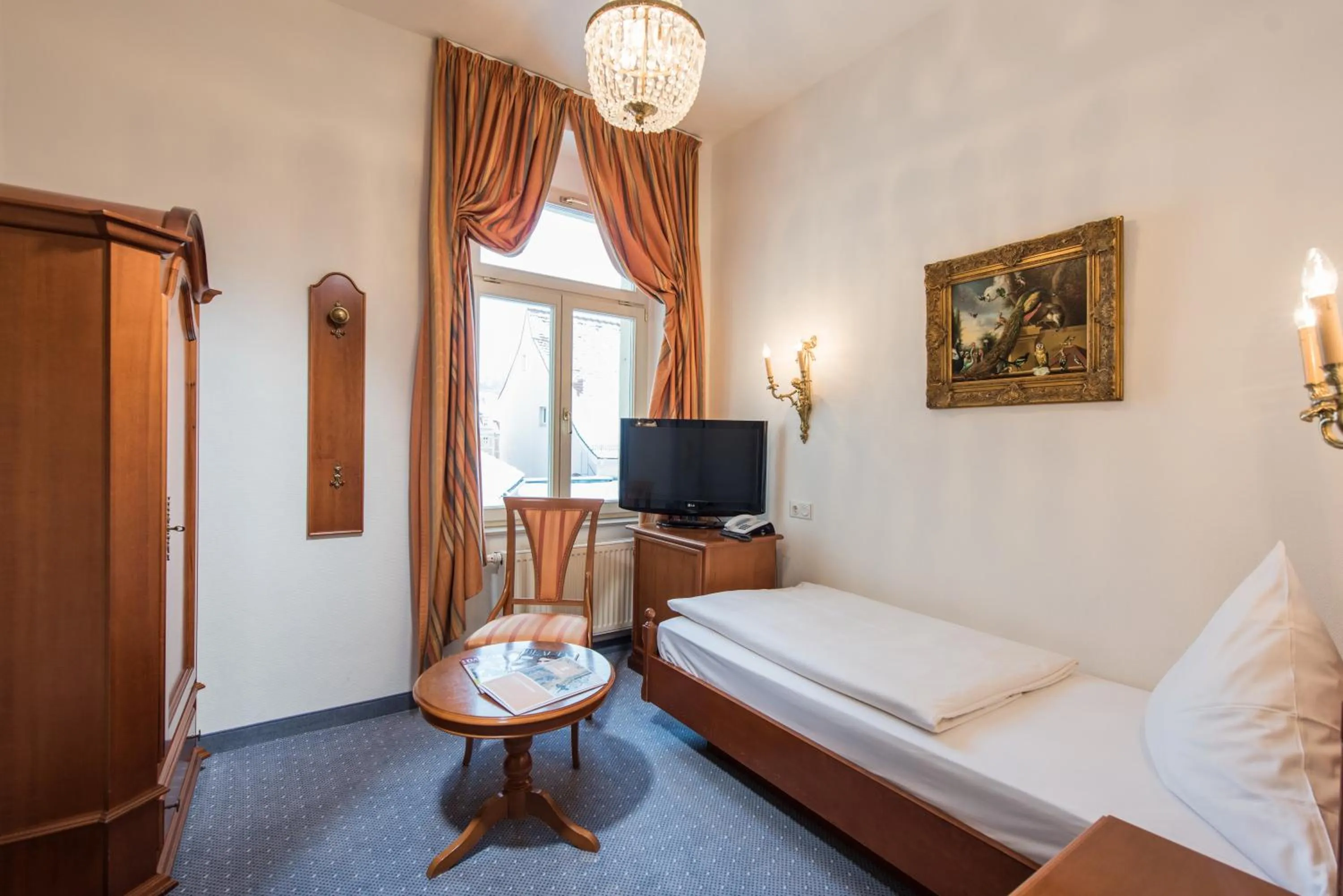 Photo of the whole room, Bed in Hotel Goldener Löwe