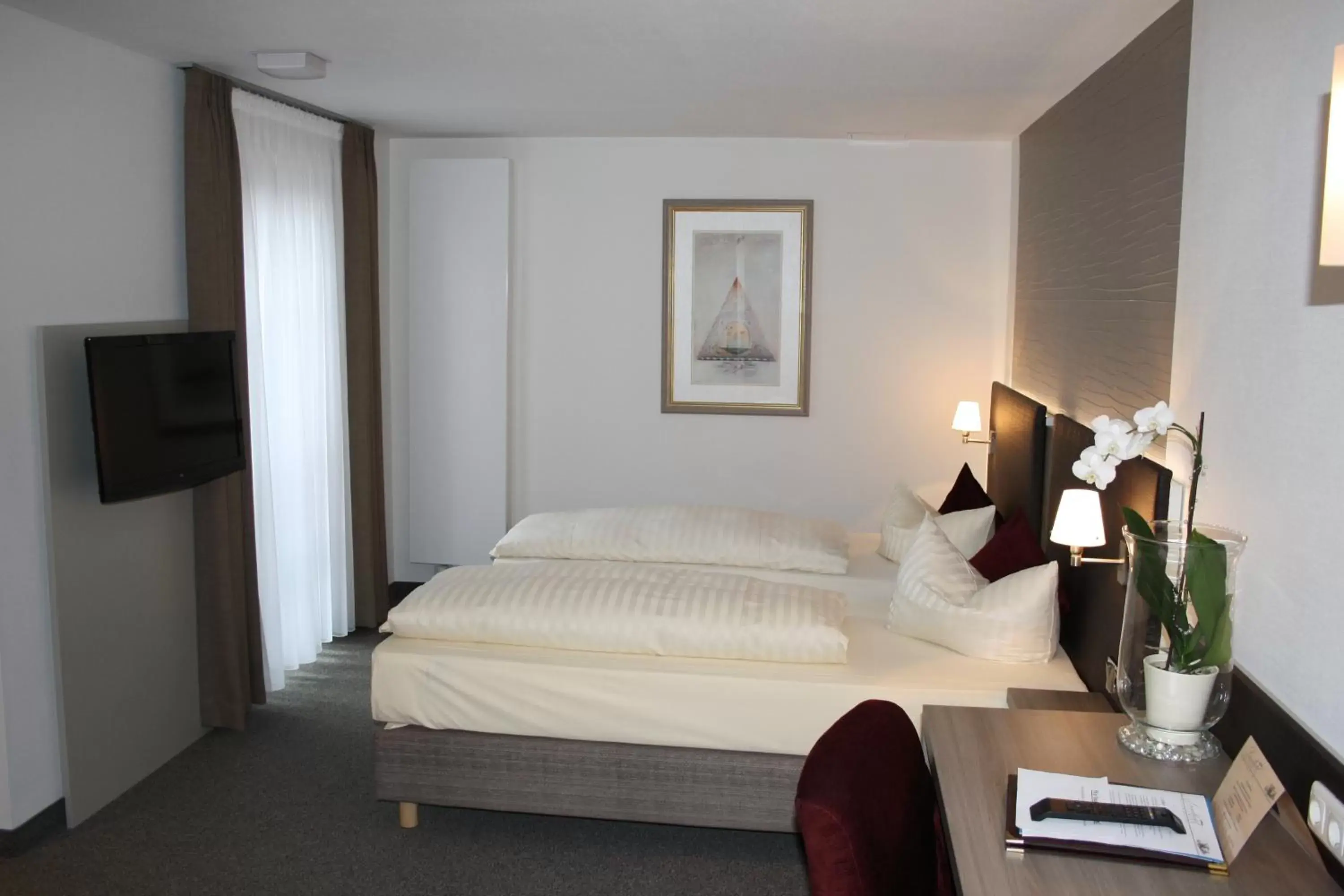 Comfort Double Room in Landhotel Geiselwind Comfort Double Room in Landhotel Geiselwind