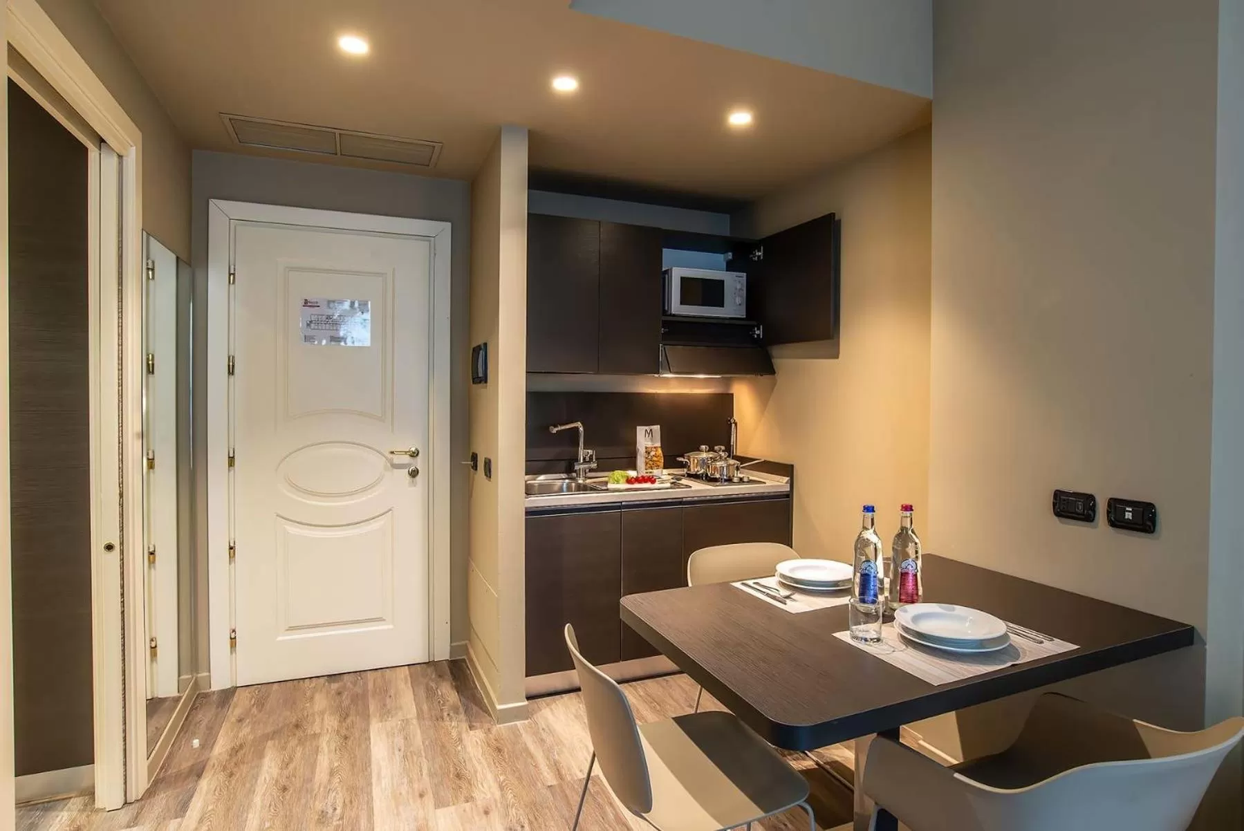 Kitchen or kitchenette in Maranello Palace