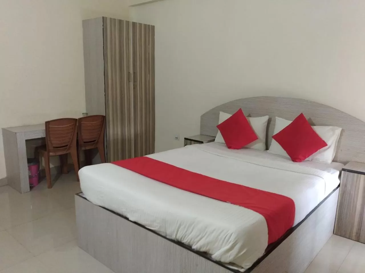 Bedroom in Srinivasa Residency