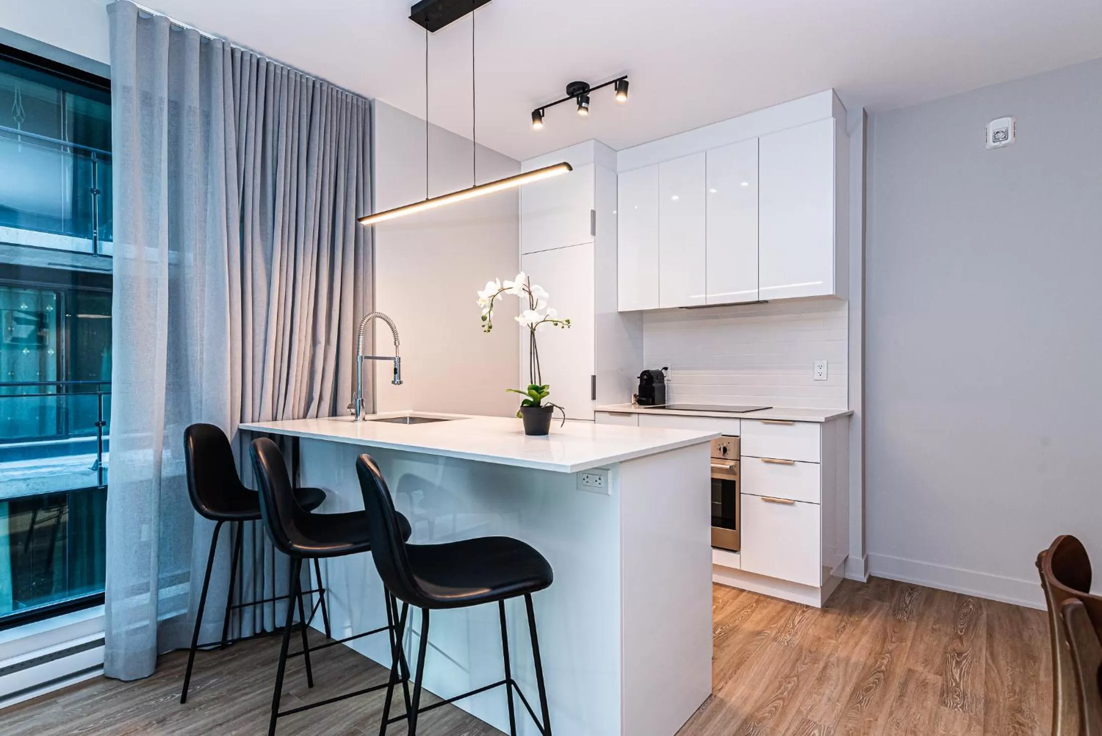 Kitchen or kitchenette in WERFY Luxury Apart-Hotel