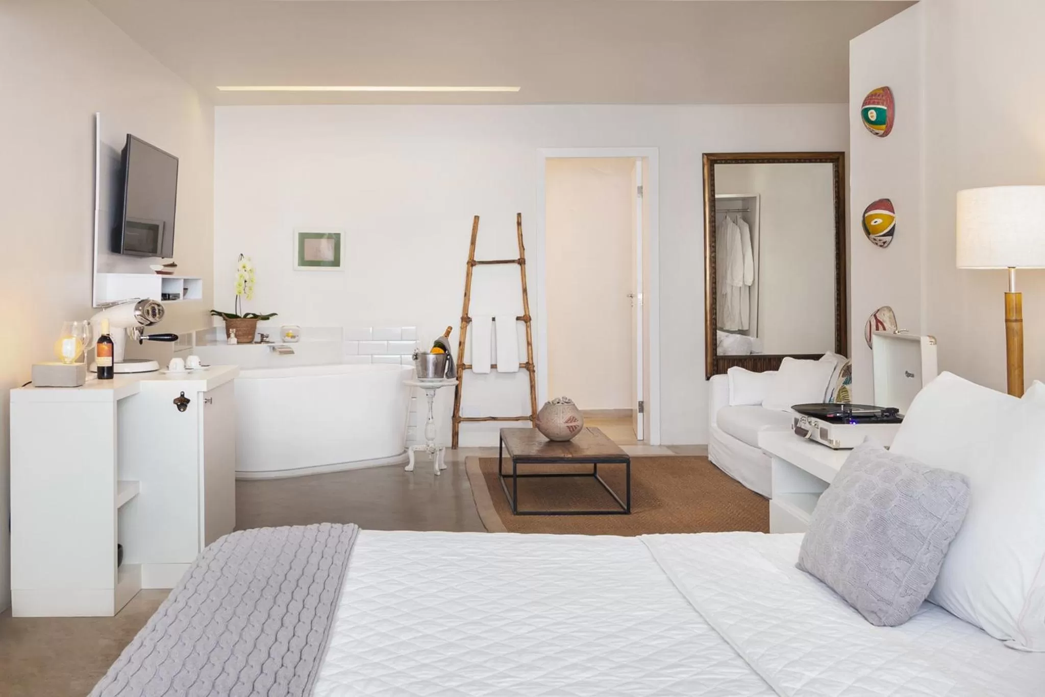 Photo of the whole room, Bed in Abracadabra Boutique Hotel