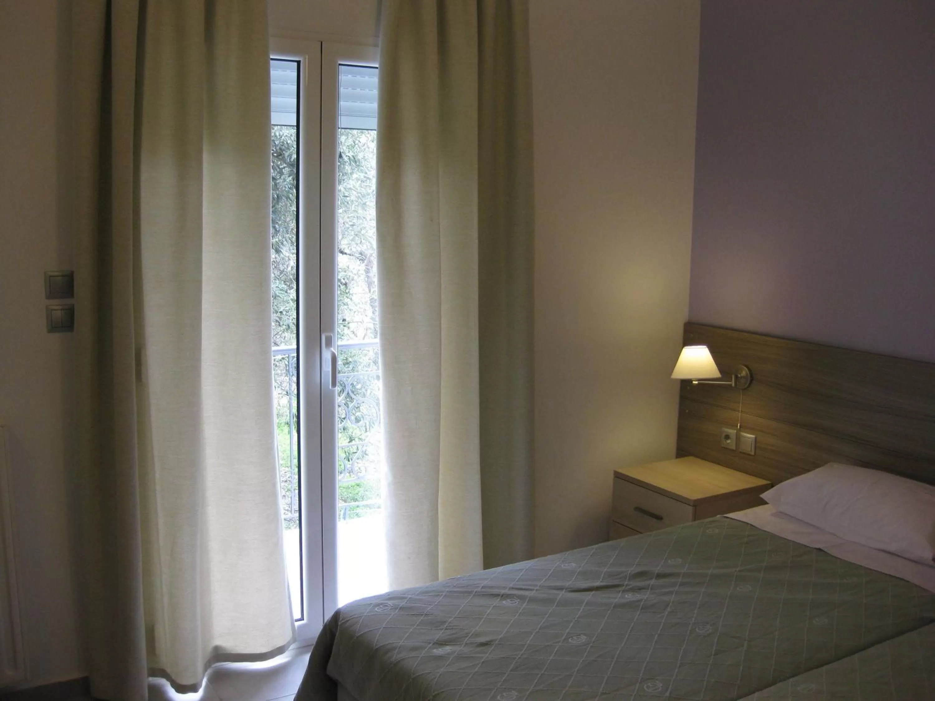 Property building, Bed in Alexandros