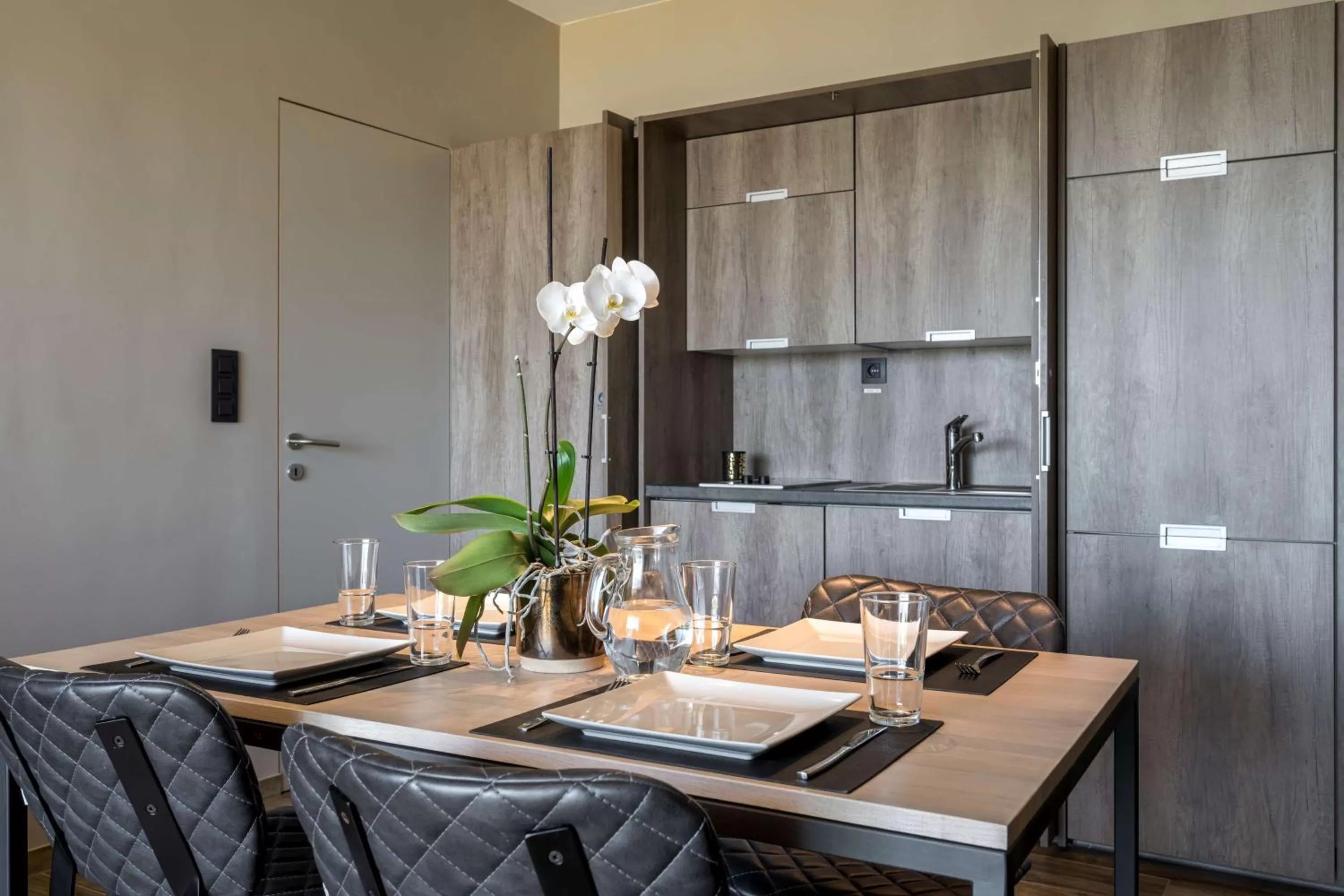 Photo of the whole room in Golden Lakes Hotel