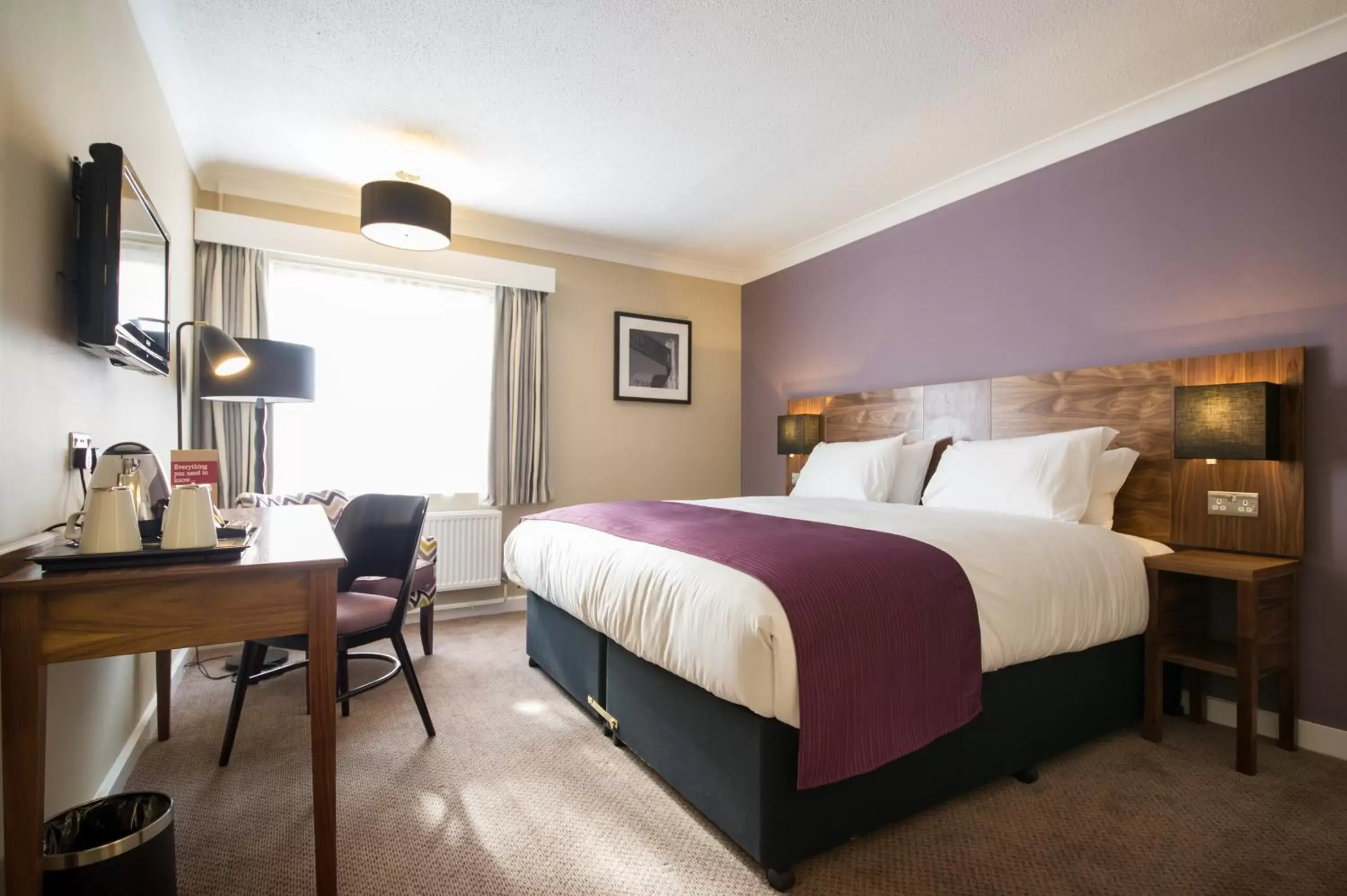 Double Room in The Crown & Greyhound by Innkeeper's Collection Double Room in The Crown & Greyhound by Innkeeper's Collection