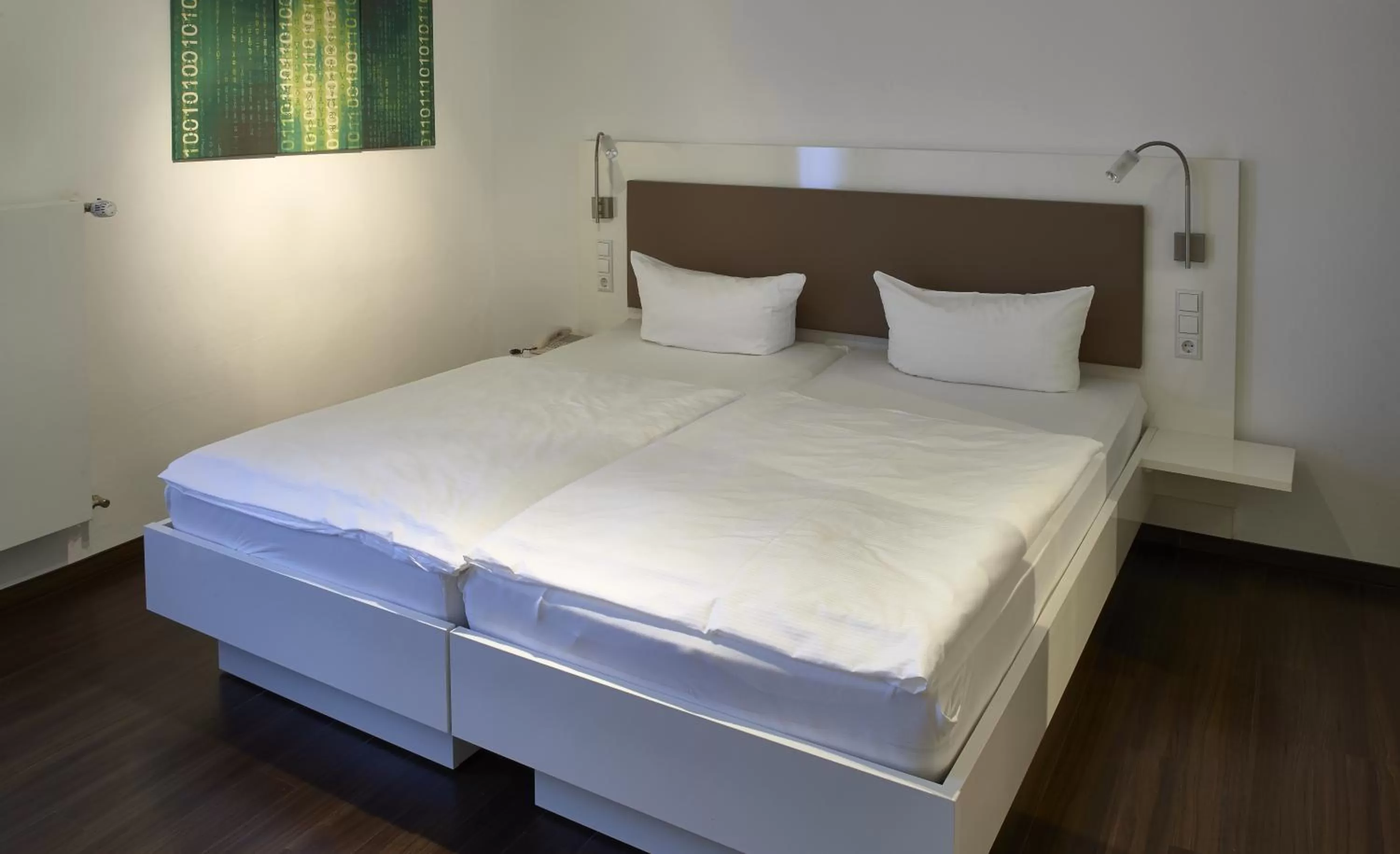 Photo of the whole room, Bed in Hotel Feyrer