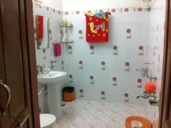 Maharajah Room in Tanisha Heritage Haweli Maharajah Room in Tanisha Heritage Haweli