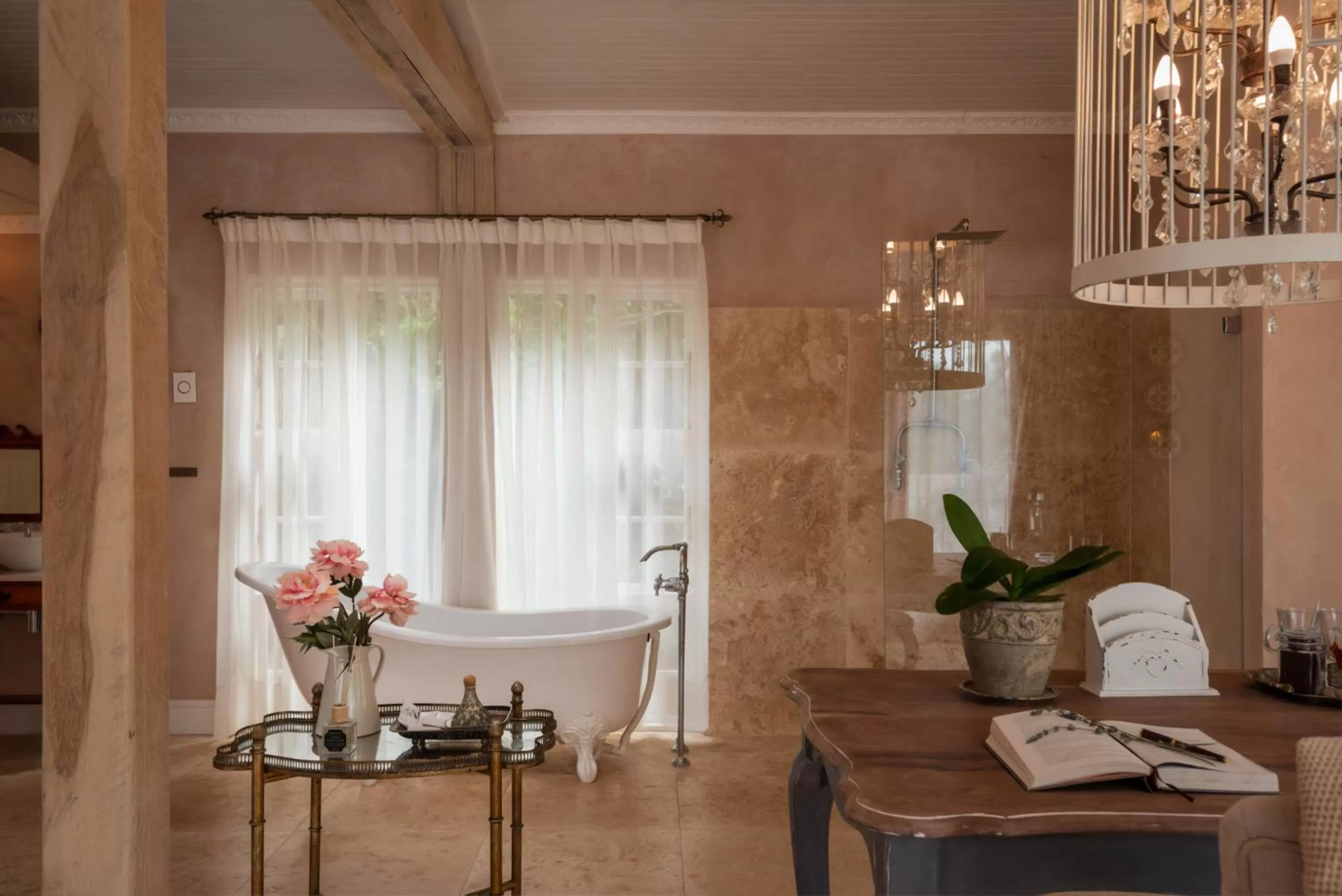 Bathroom in Petite Provence B&B