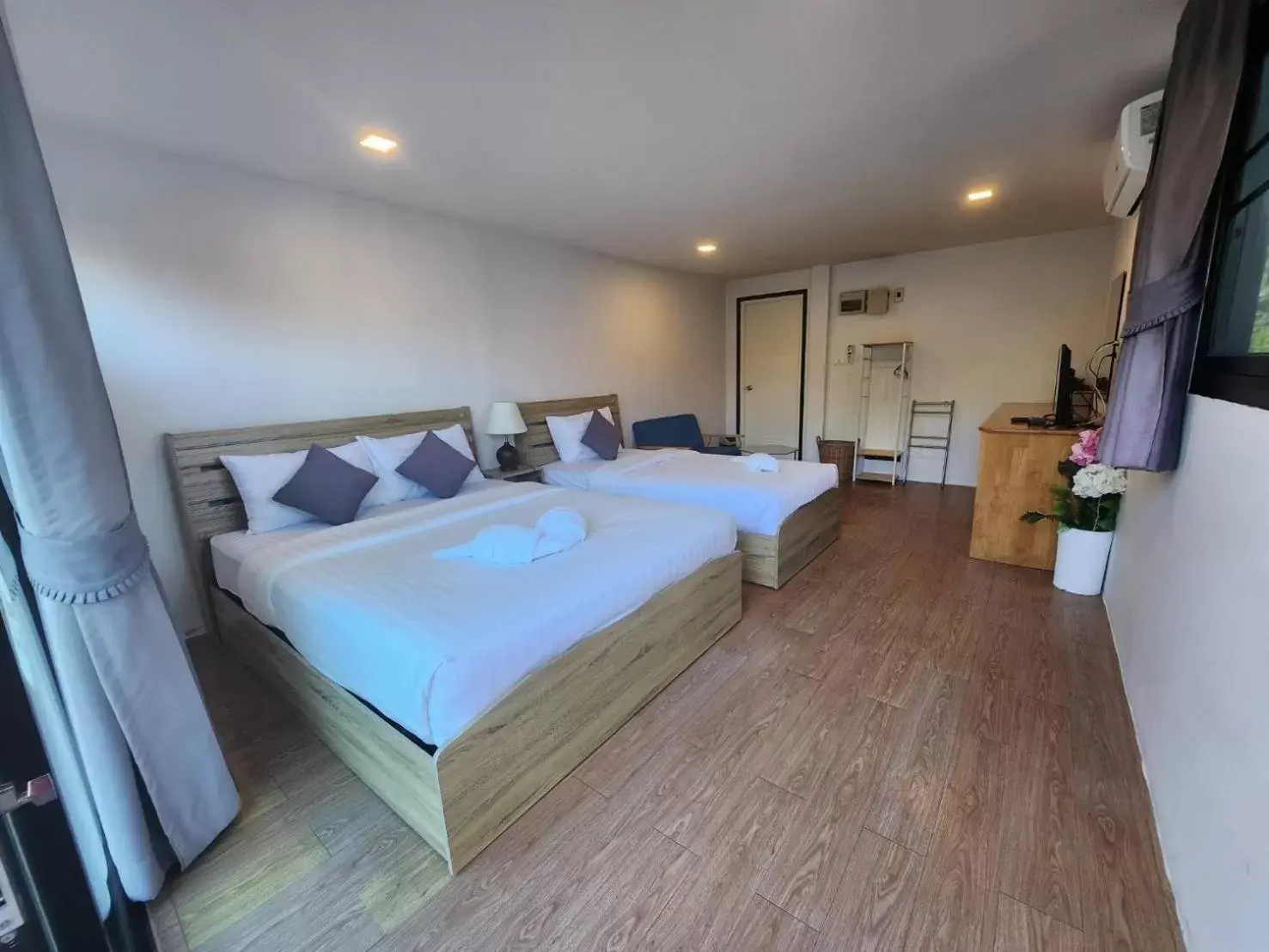 Deluxe Triple Room in Beach Box at Pran Deluxe Triple Room in Beach Box at Pran