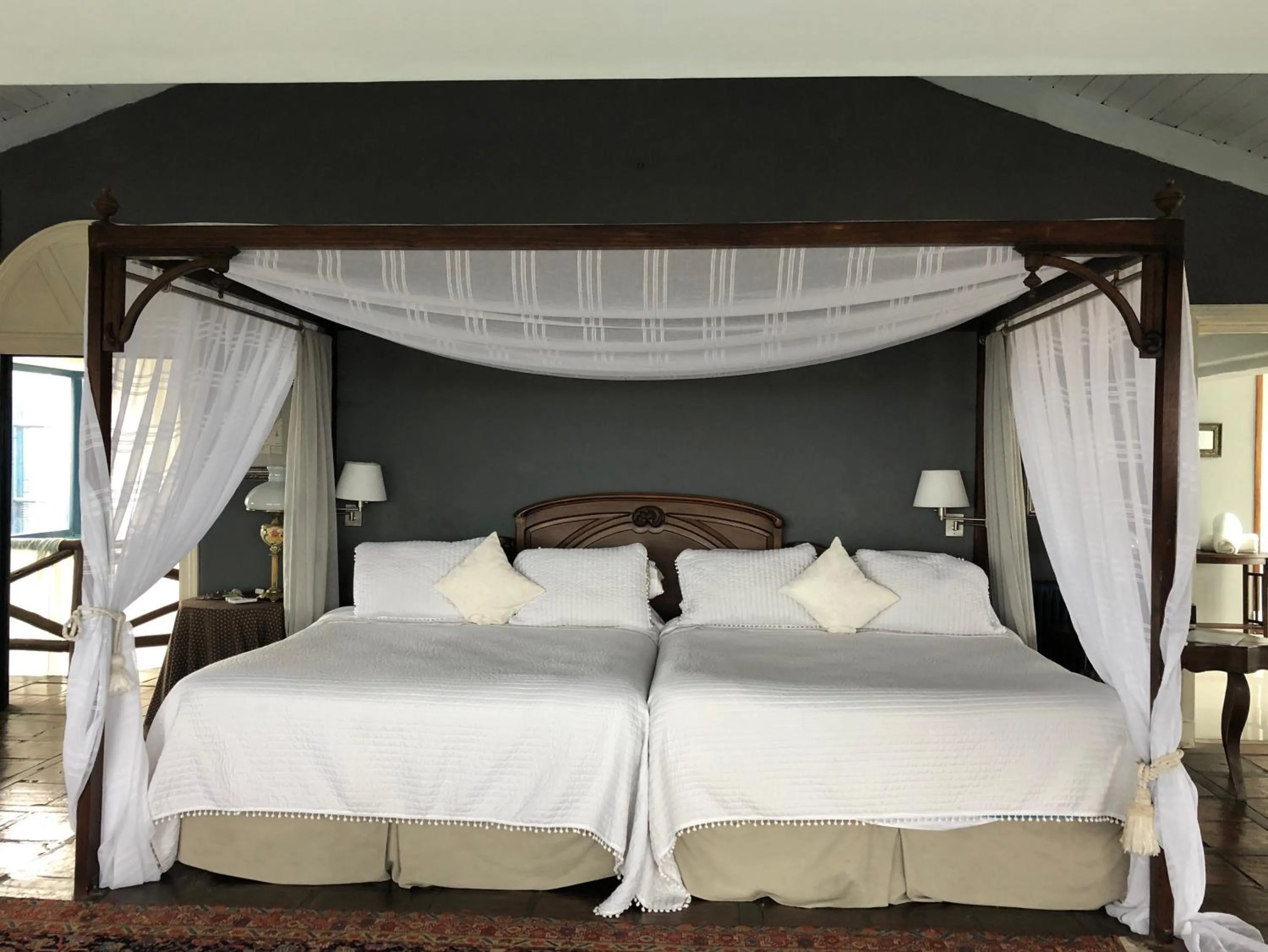 Bed in Las Cumbres Hotel