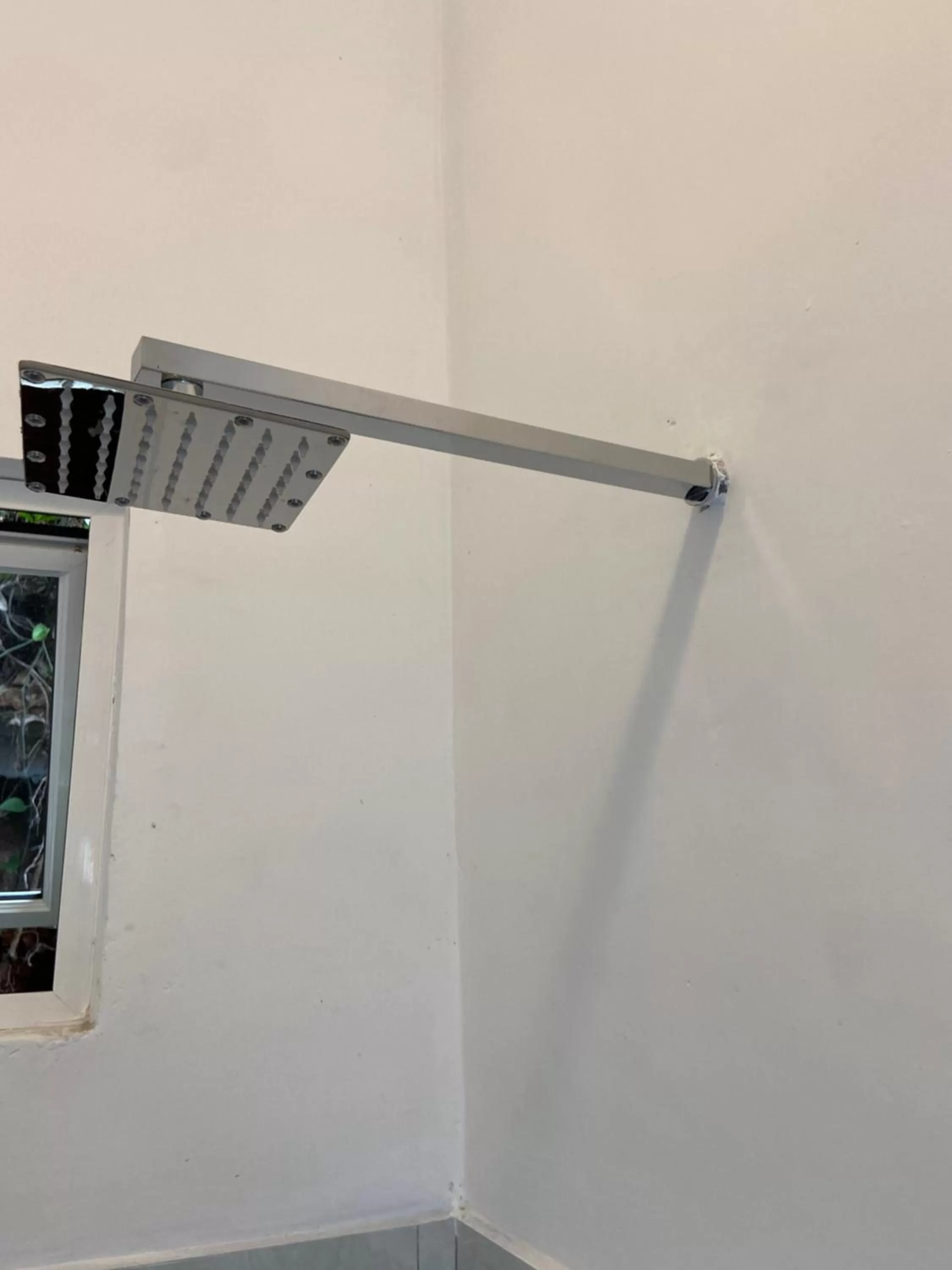 Bathroom in White Lodge