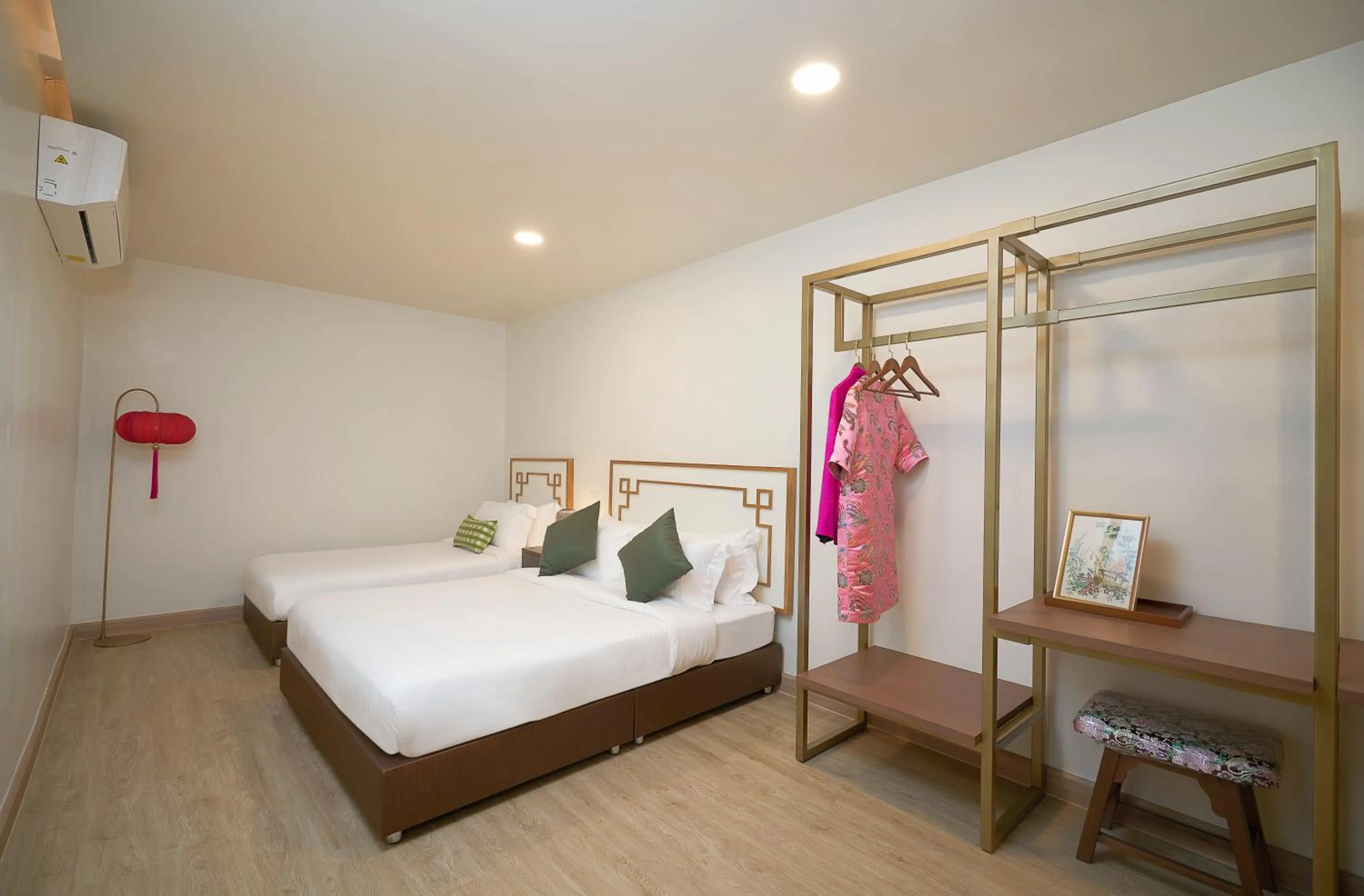 Bed in Sweet's Escape