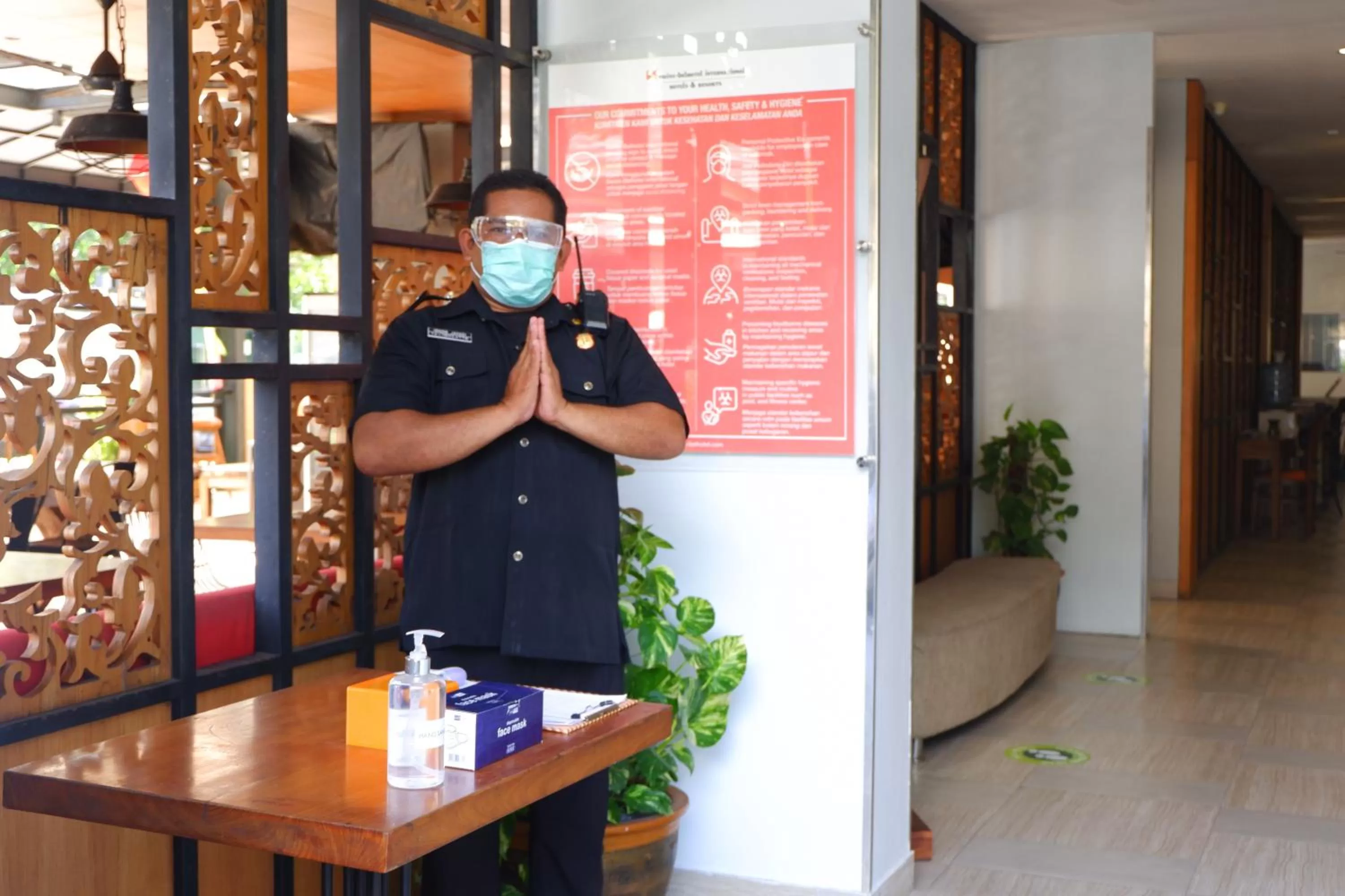 Lobby or reception in Zest Legian by Swiss-Belhotel International