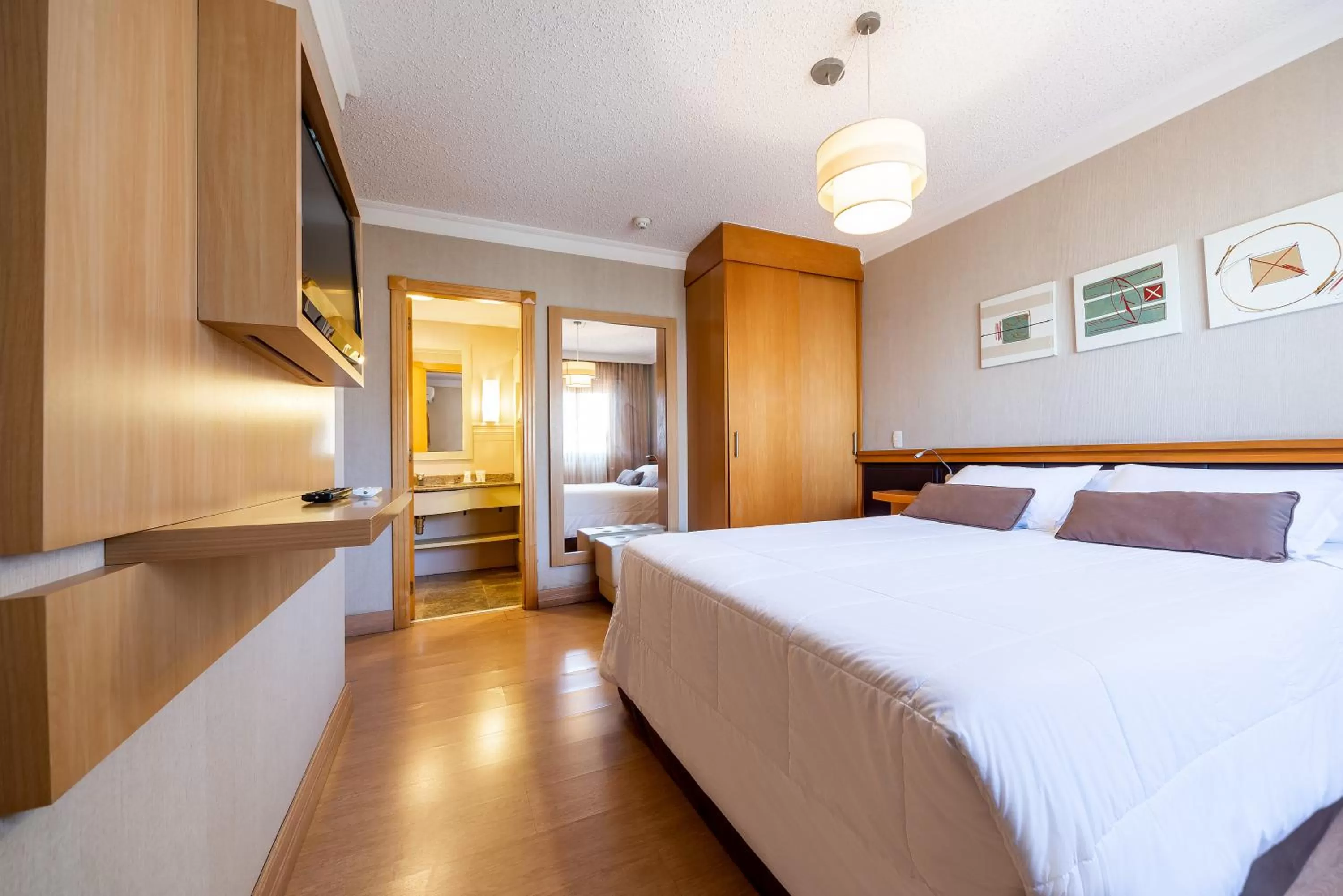 Bedroom, Bed in Manhattan Porto Alegre by Mercure - 5 minutos do Hospital Moinhos de Vento