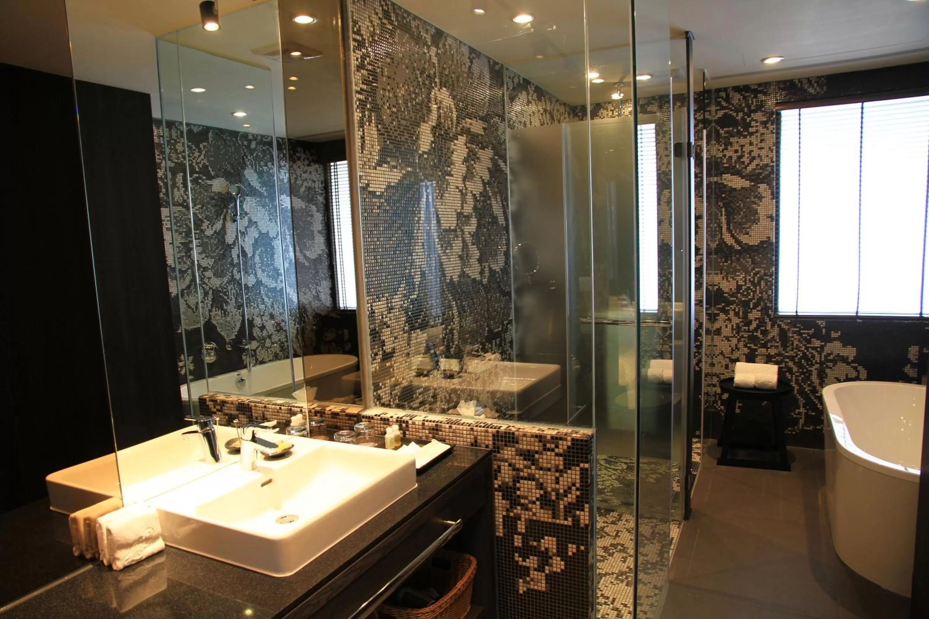 Bathroom in Hotel Lainn