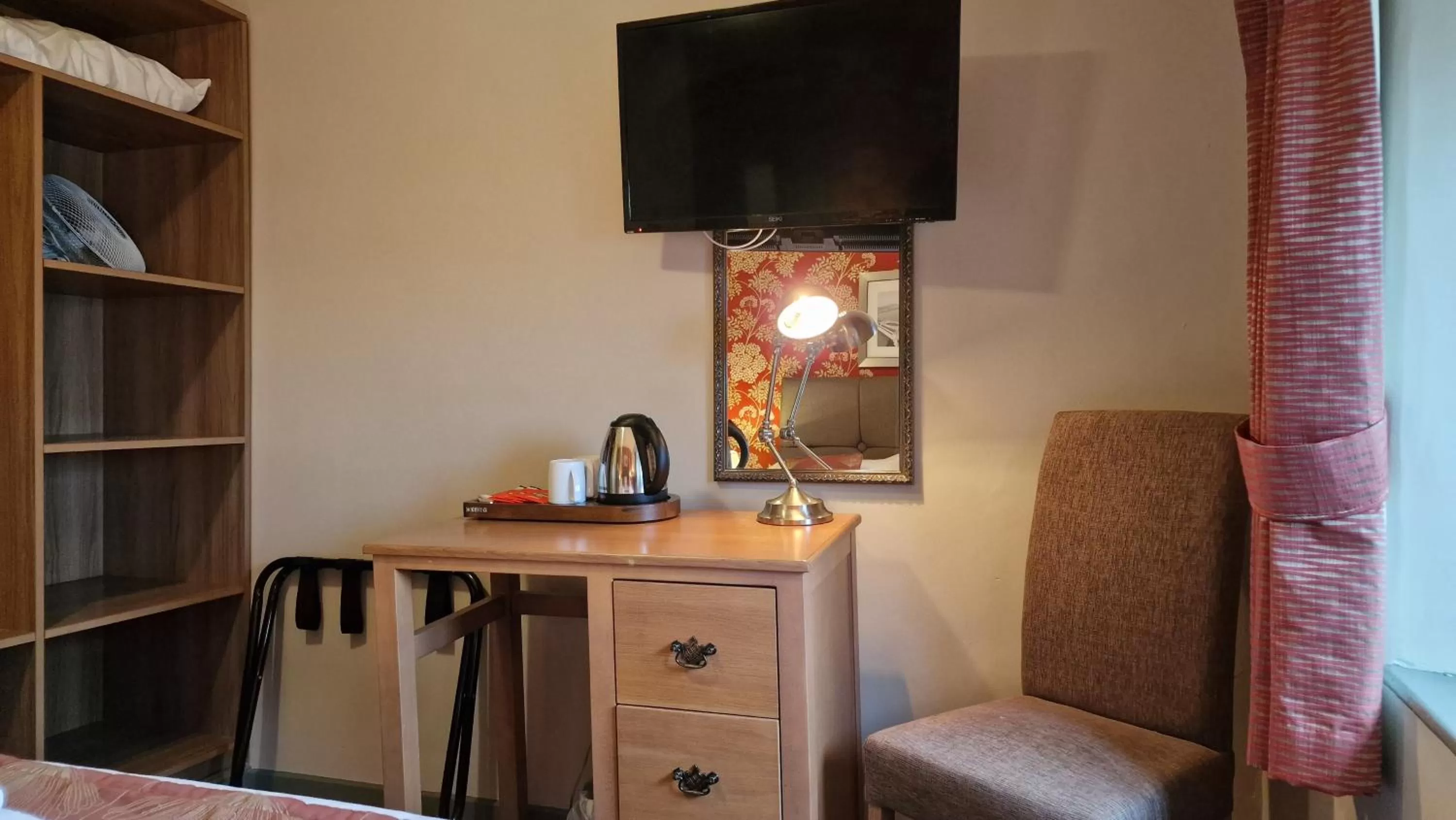 TV and multimedia in George & Dragon, Conwy