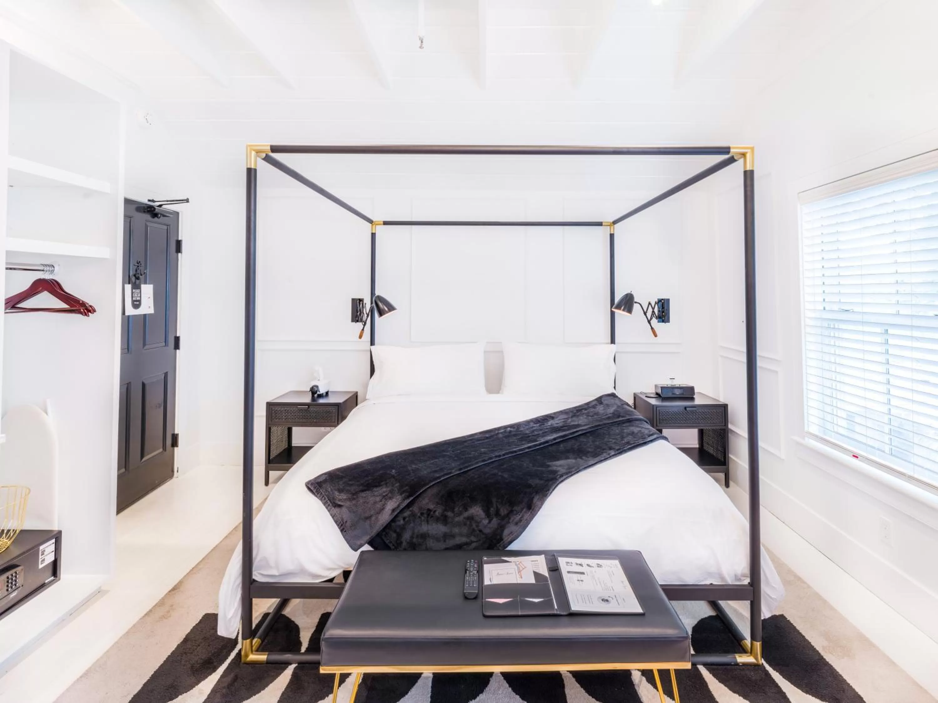 Bed in American Beech Hotel