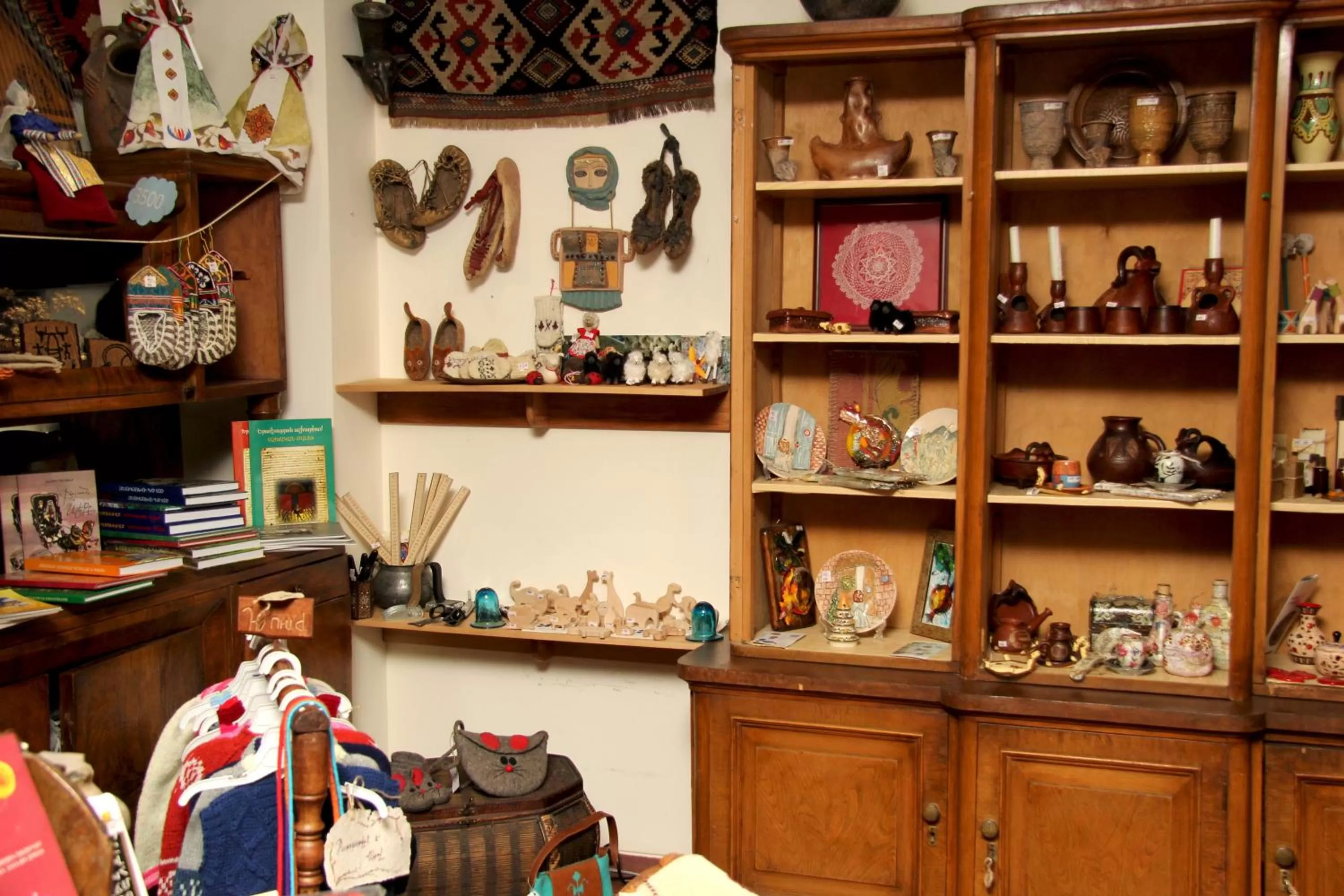 Lobby or reception in Silk Road Hotel