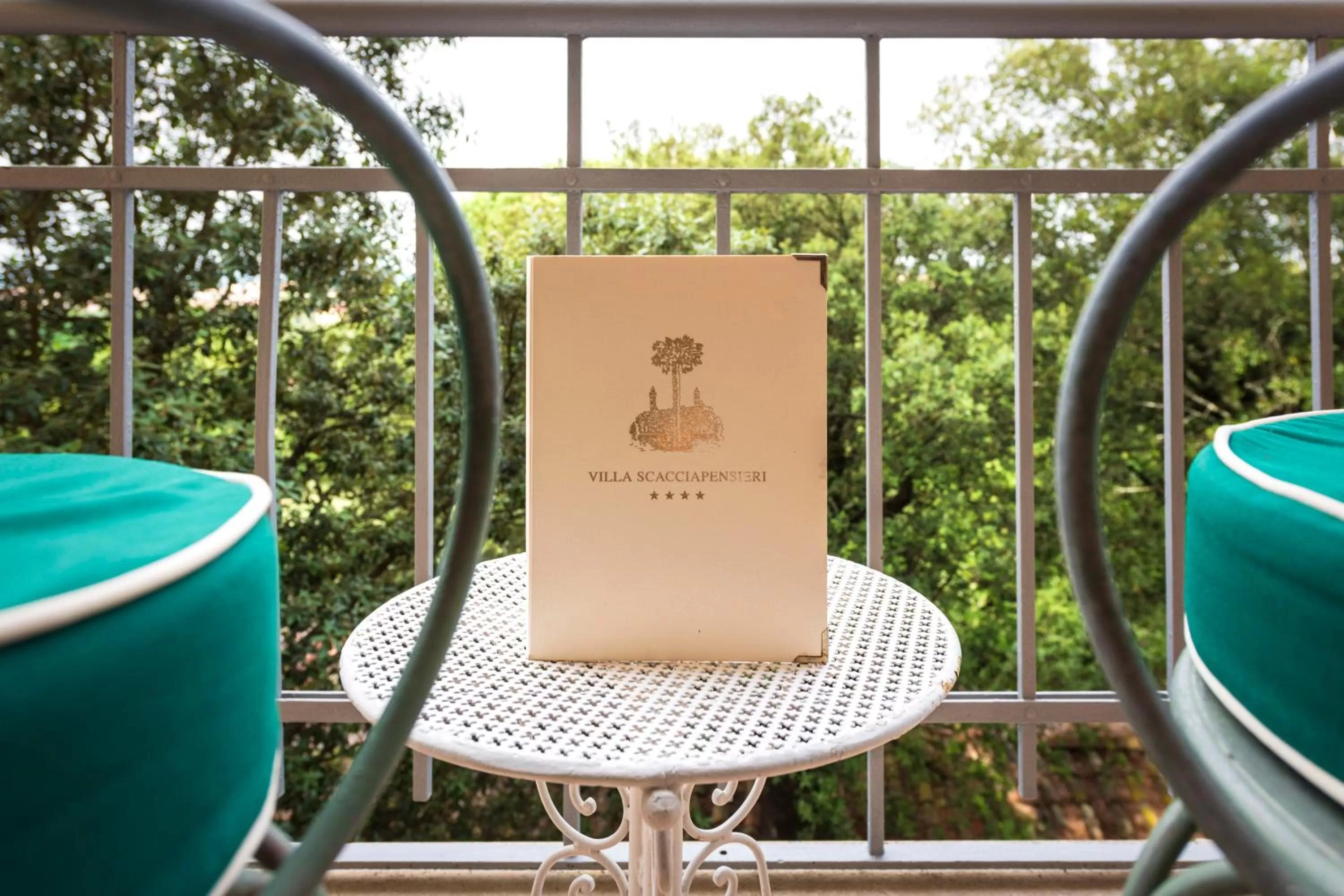 Balcony/Terrace in Villa Scacciapensieri Boutique Hotel