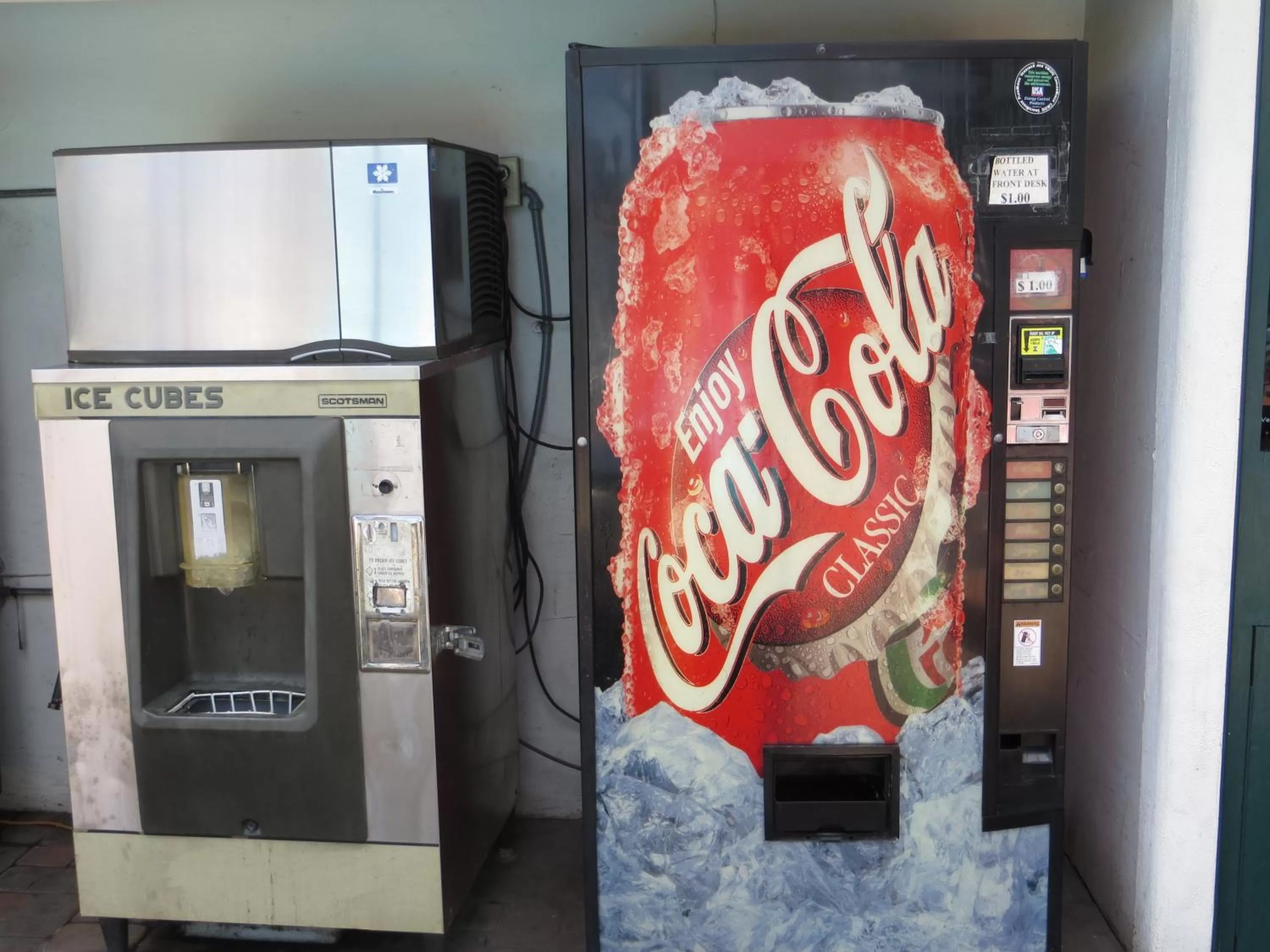 Non alcoholic drinks in Americas Best Value Inn Loma Lodge