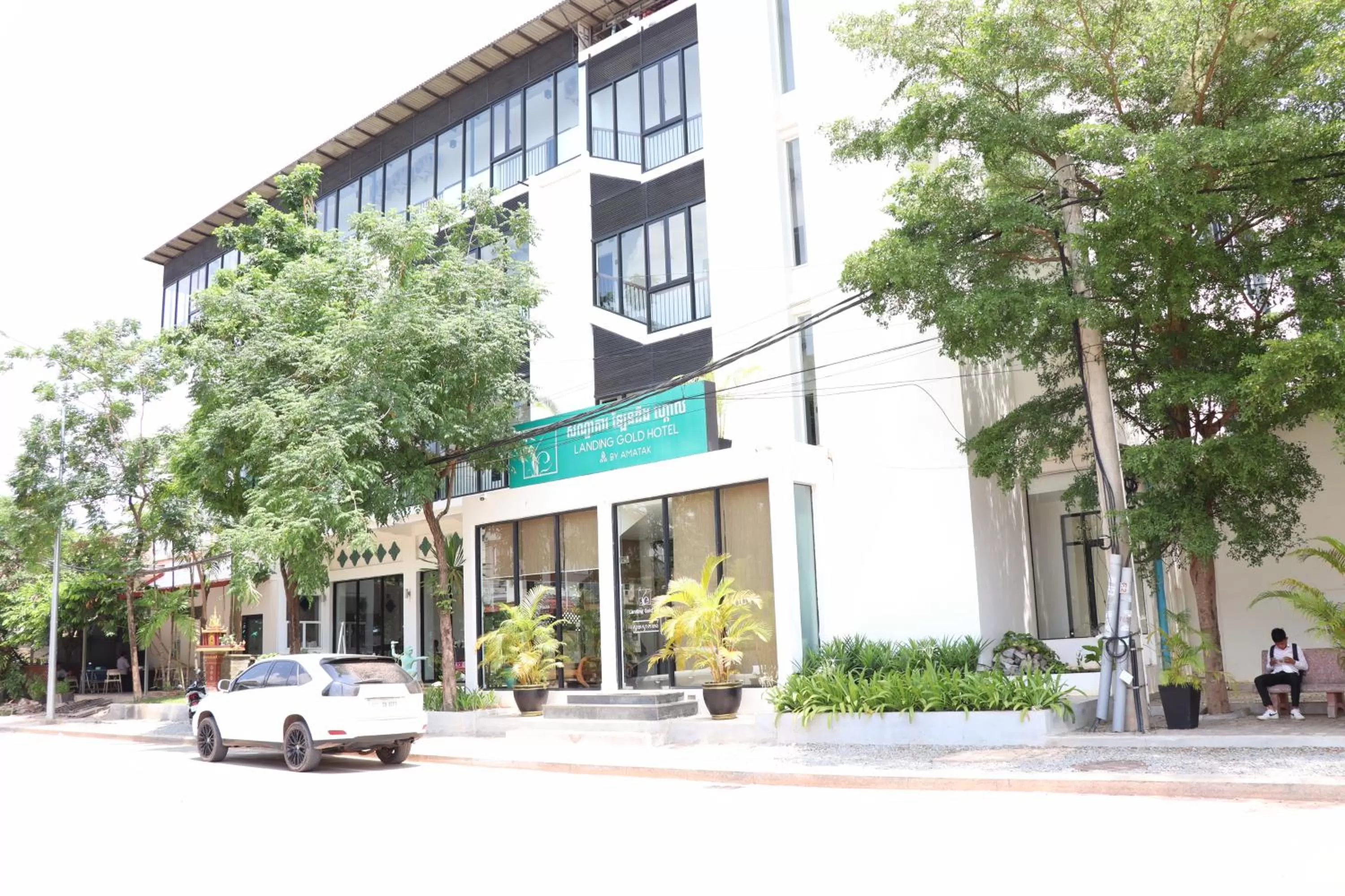 Property building in Landing Gold by Amatak