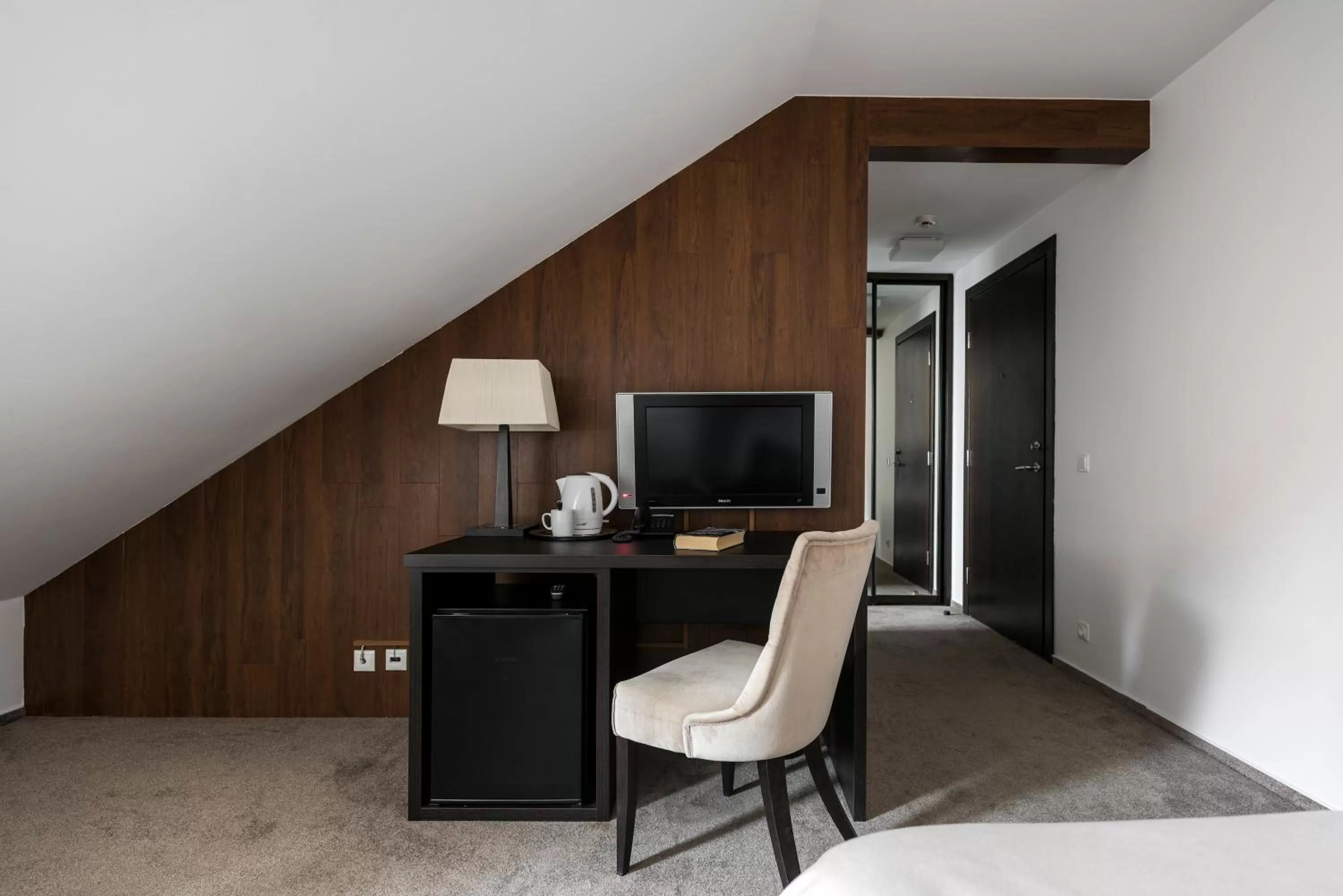 TV and multimedia in Amberton Cozy Hotel Kaunas