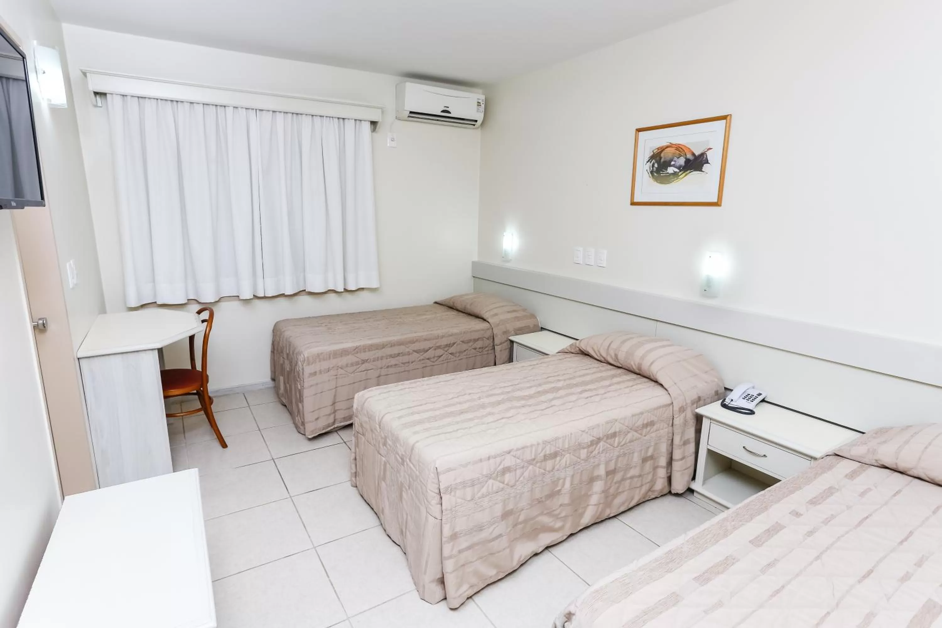 Photo of the whole room, Bed in Hotel Suárez Executive Novo Hamburgo