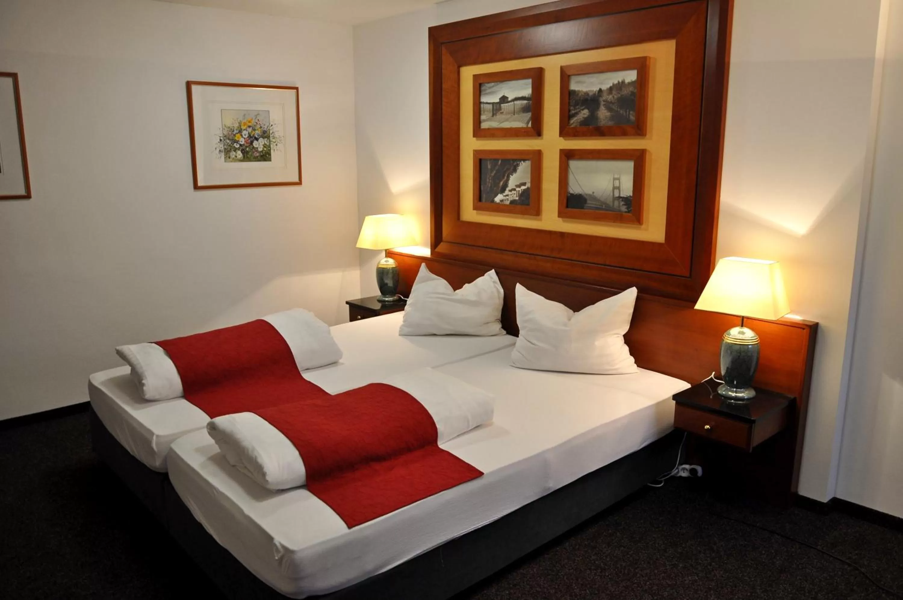 Bedroom, Bed in Hotel U Bílého koně