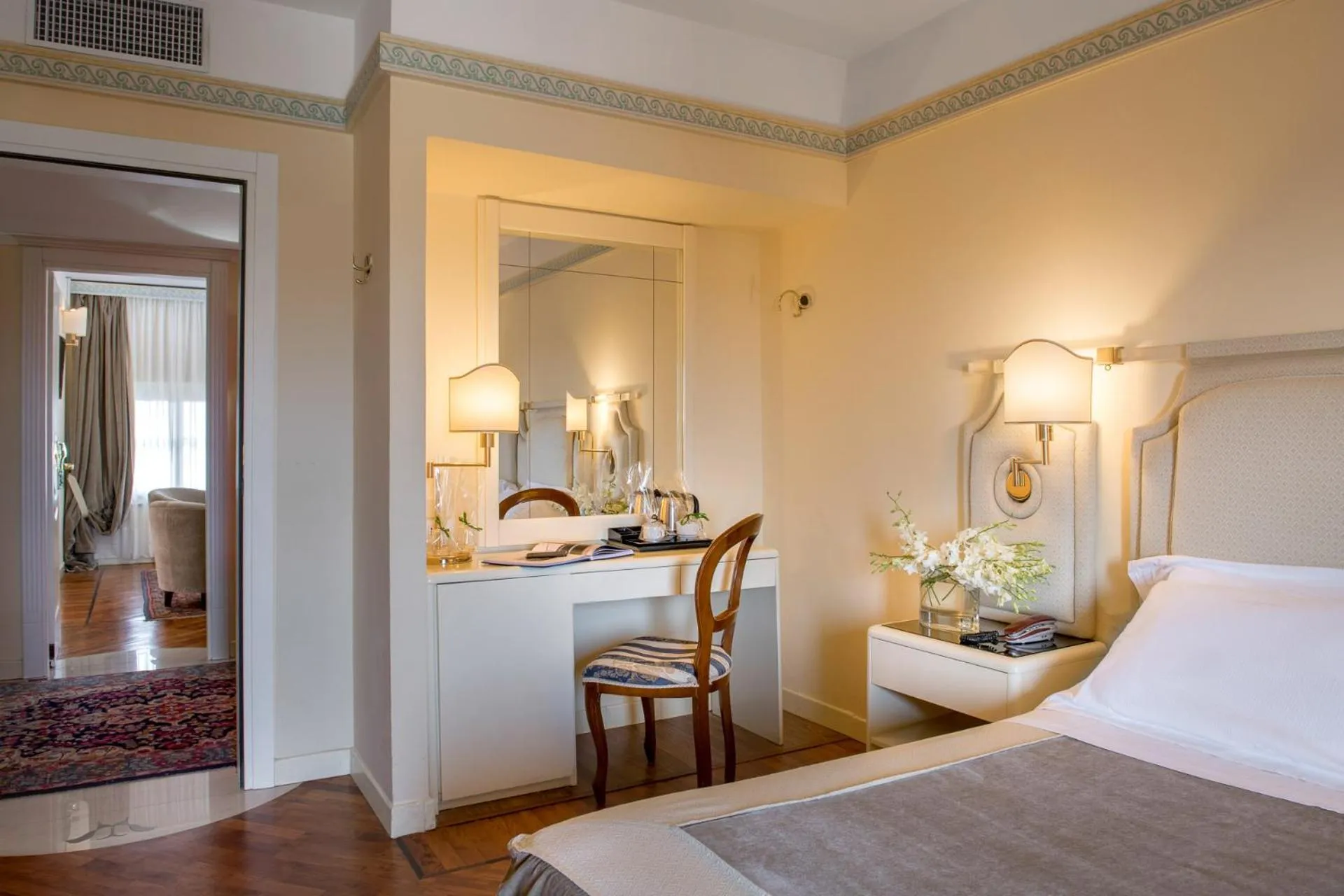 Coffee/tea facilities, Bed in Grand Hotel Tettuccio