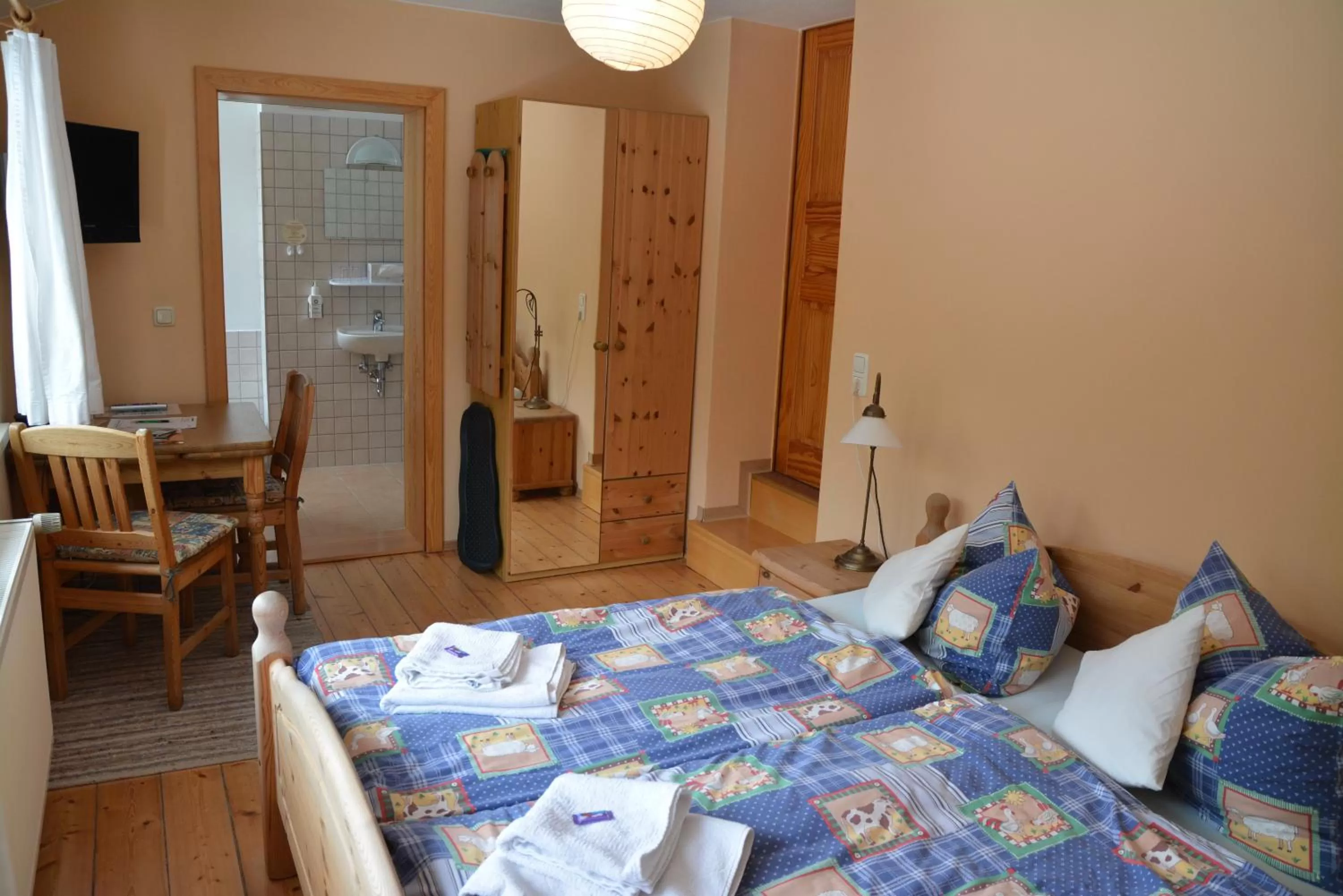 Bedroom, Bed in Landgasthof Alter Bahnhof