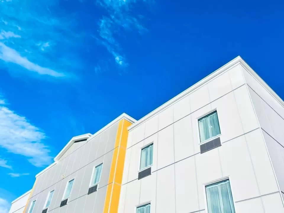 Property Building in Carman Blue Crescent Hotel