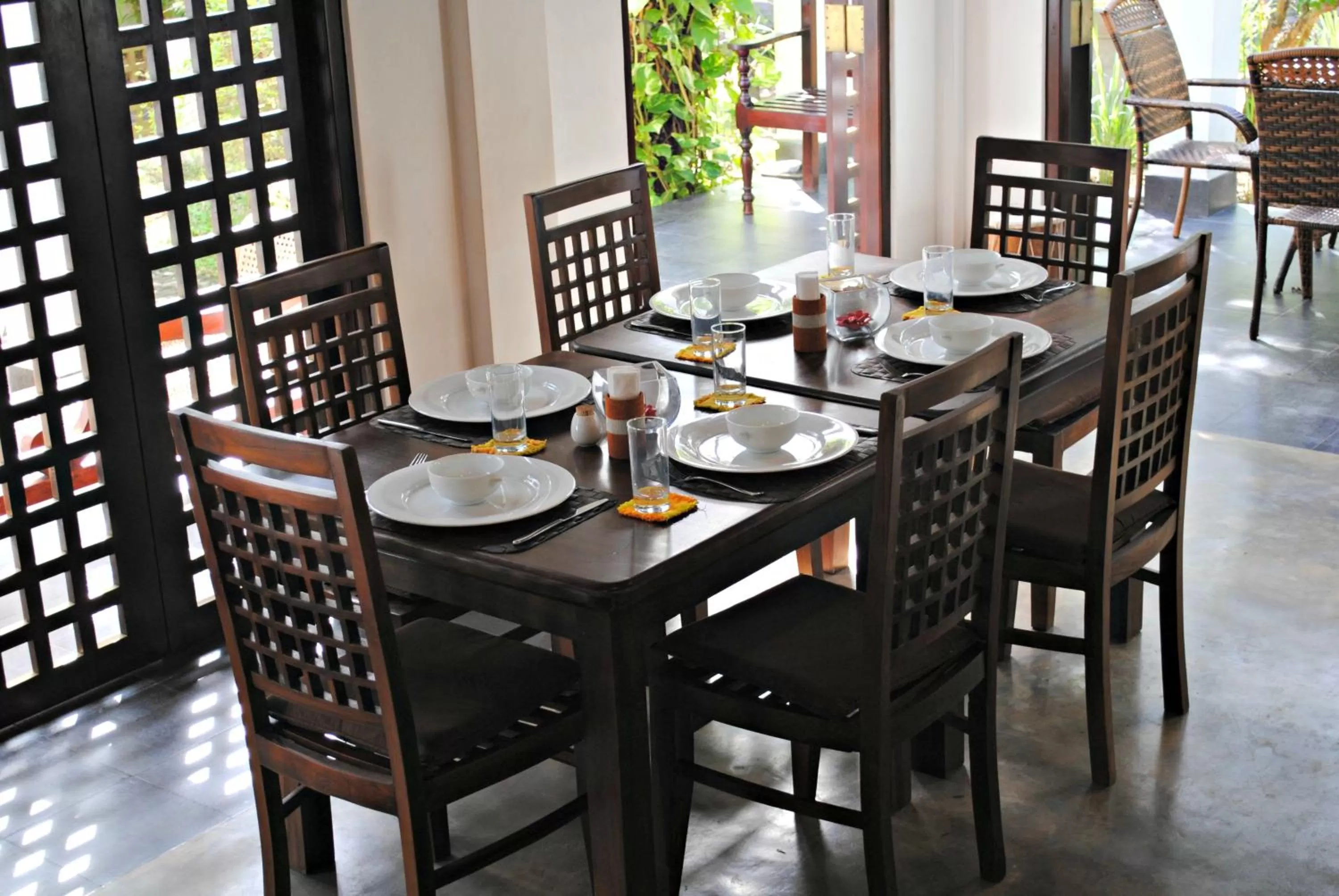Dining Area in Wasantha Garden Hotel Restaurant & Ayurvedic Treatment