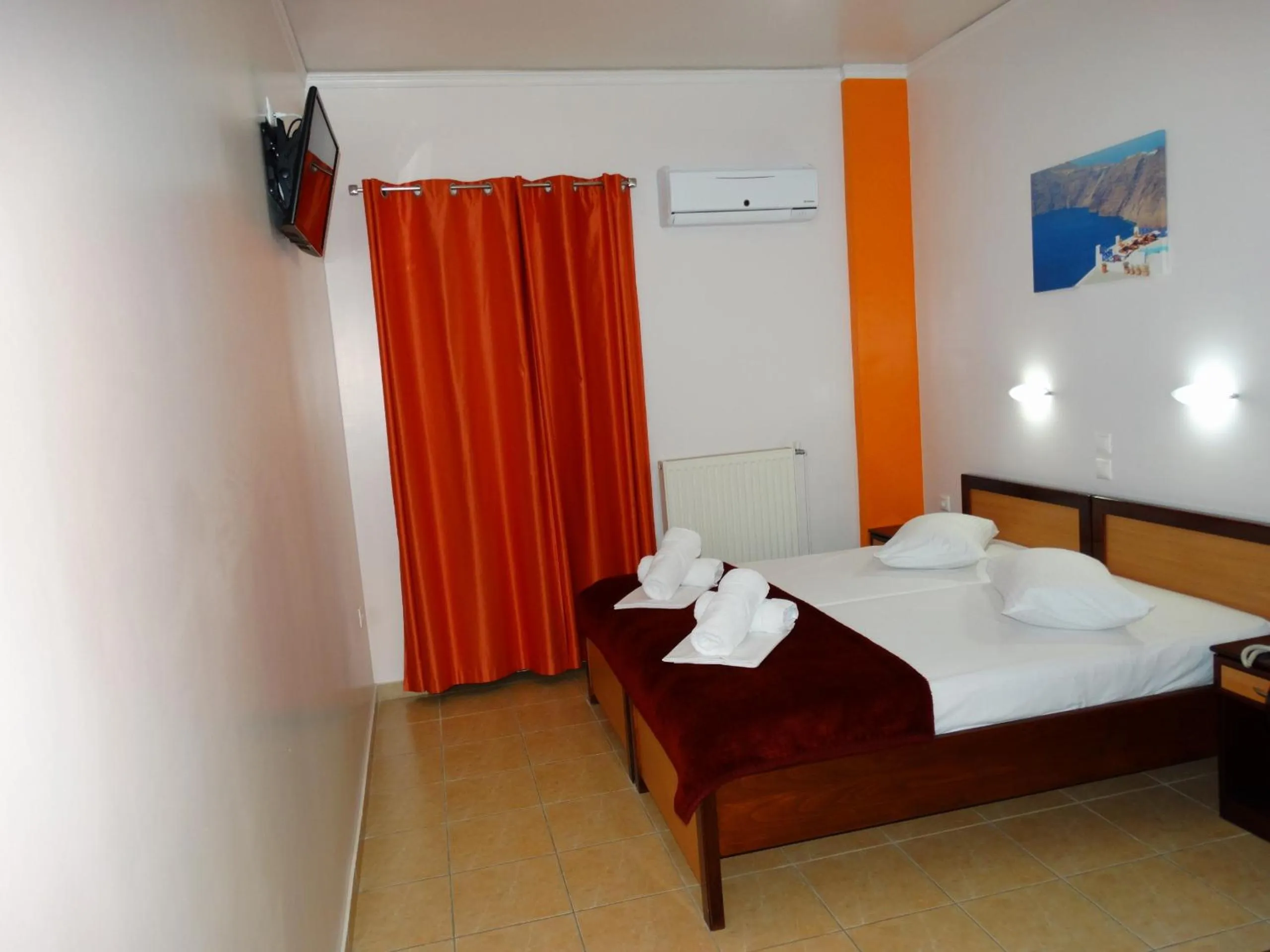 Bedroom, Bed in Faros I