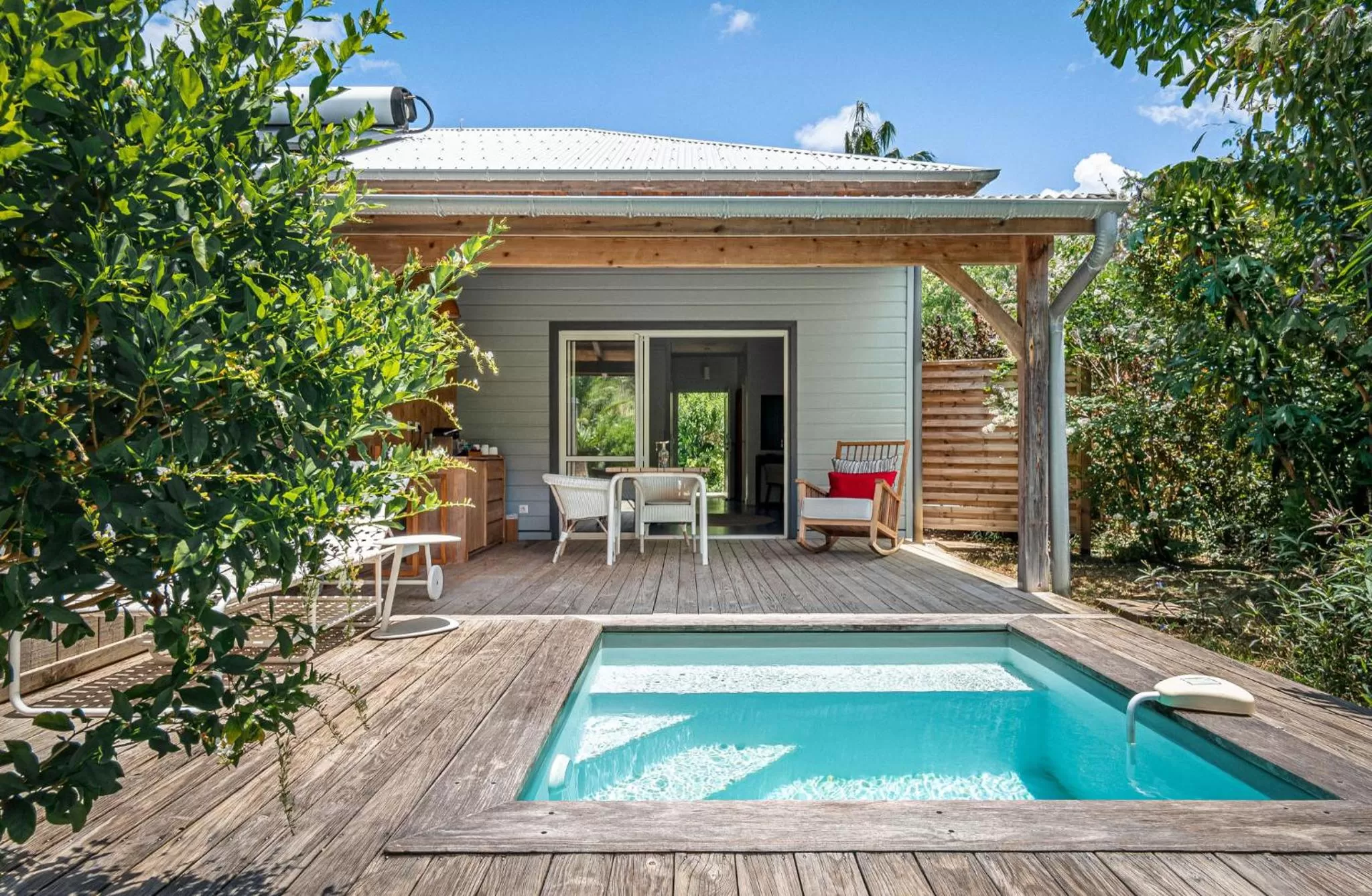 Garden in French Coco