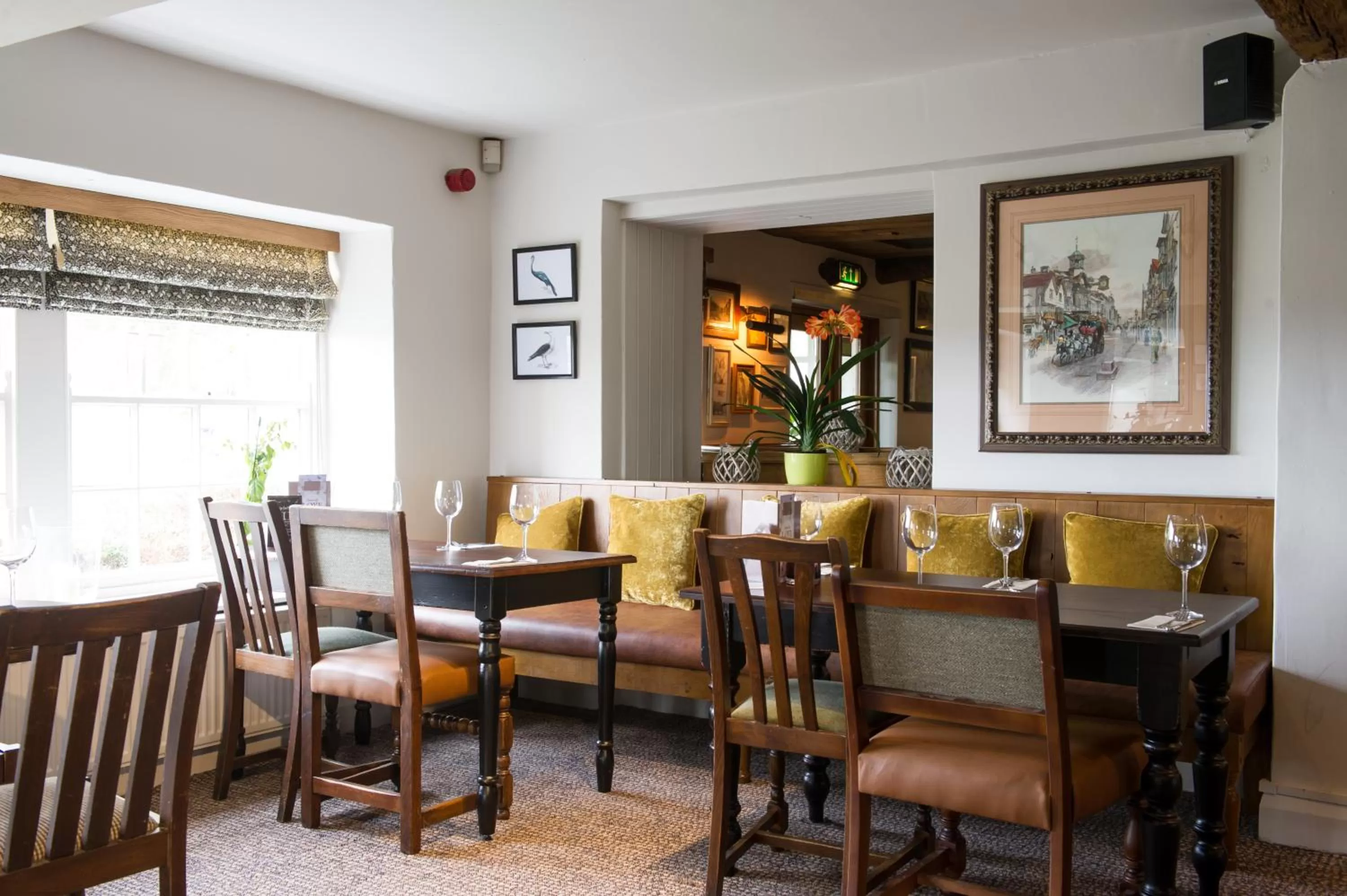 Restaurant/places to eat in The Snowy Owl by Innkeeper's Collection