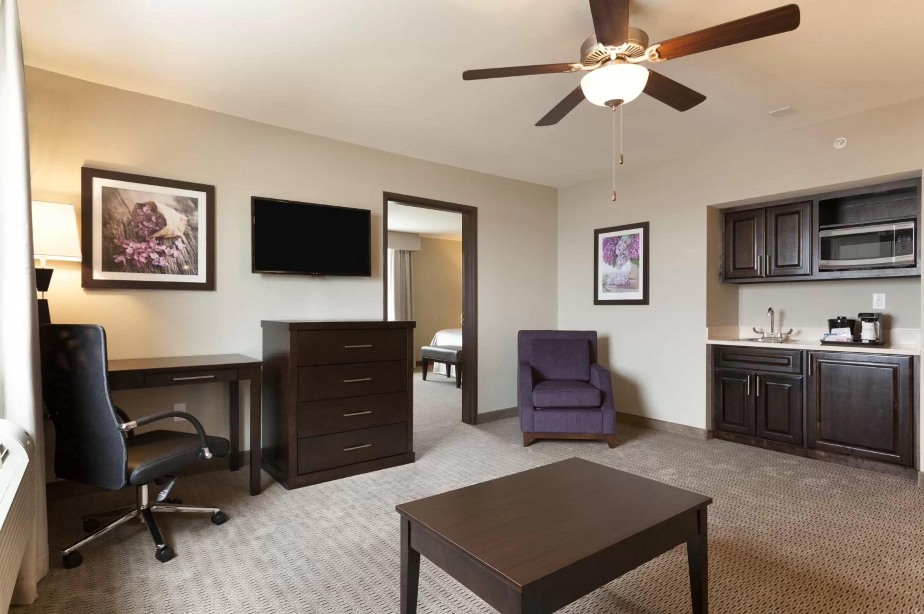 King Studio Suite - Non-Smoking in Baymont by Wyndham College Station