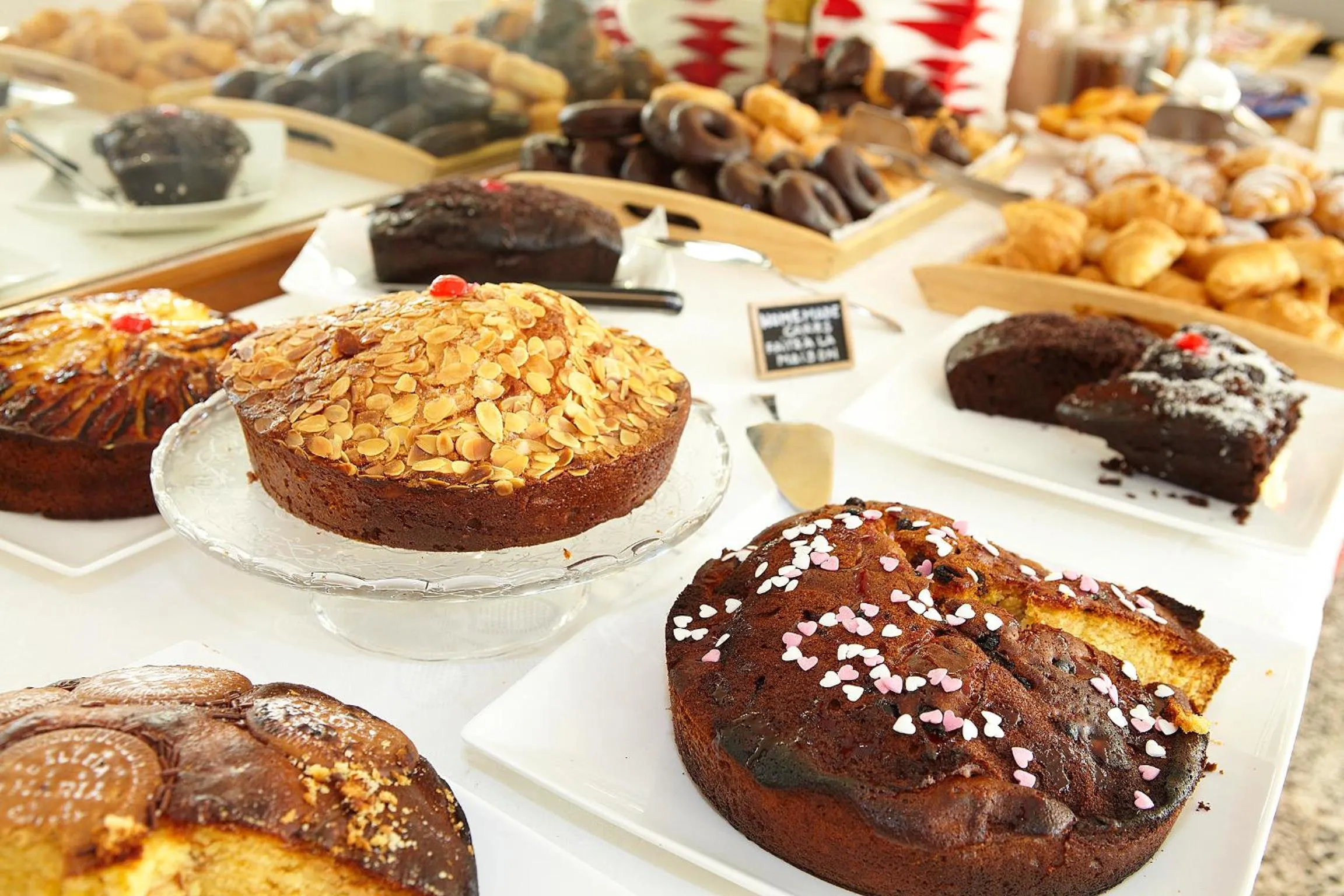 Restaurant/places to eat in Hotel Bell Repos