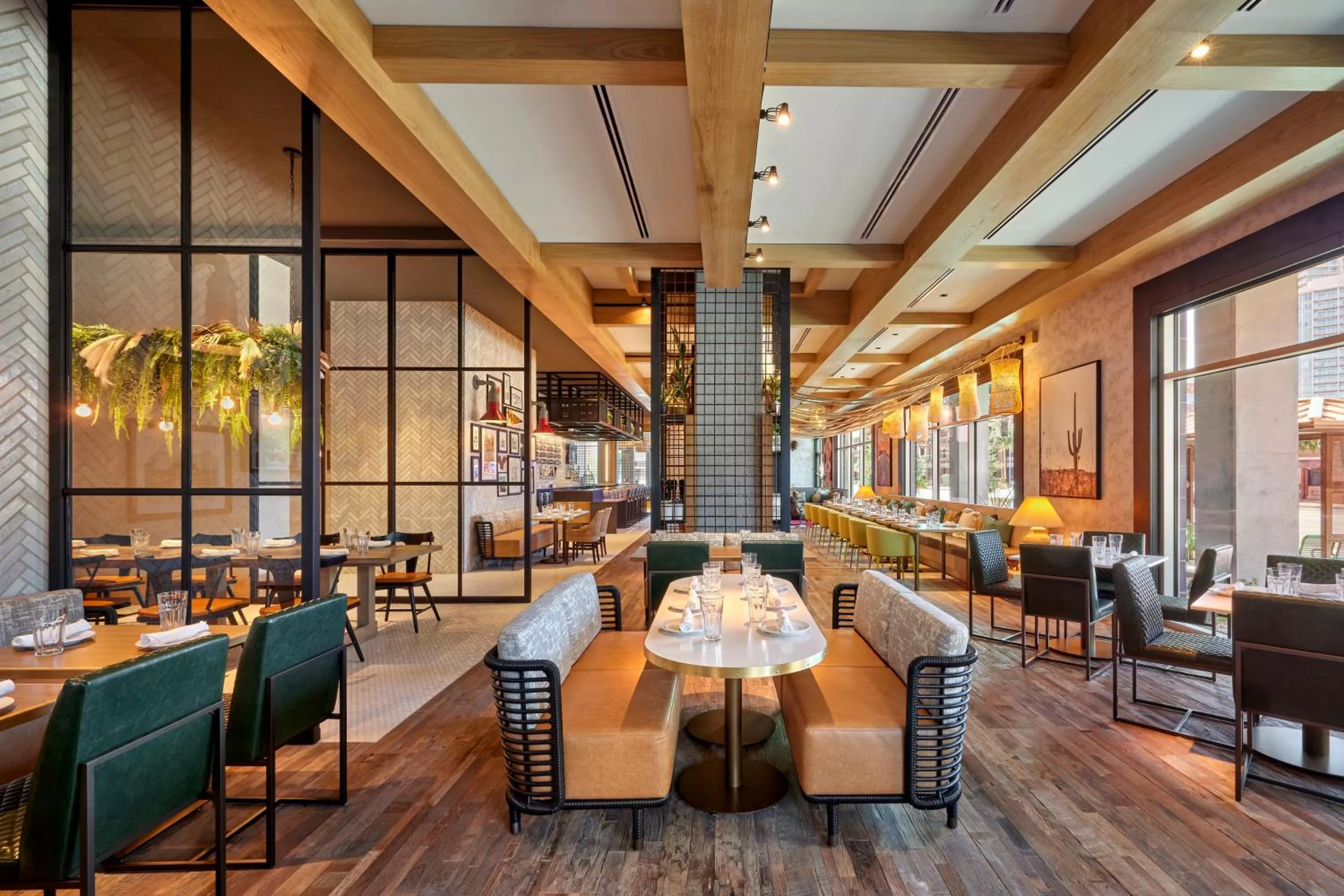 Restaurant/places to eat in Omni Tempe Hotel at ASU