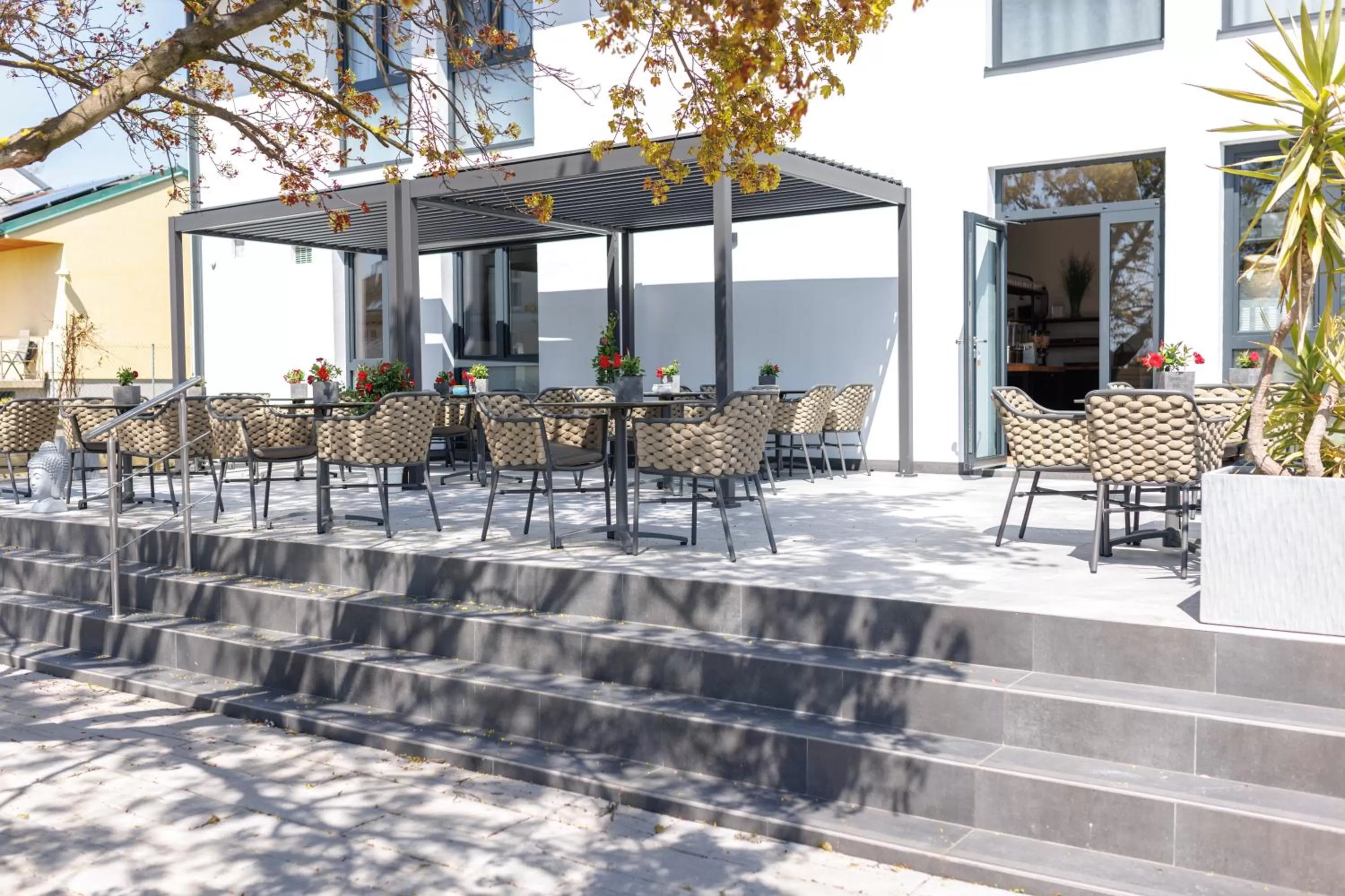 Balcony/Terrace, Restaurant/Places to Eat in Kracher Hotel Doppelzimmer