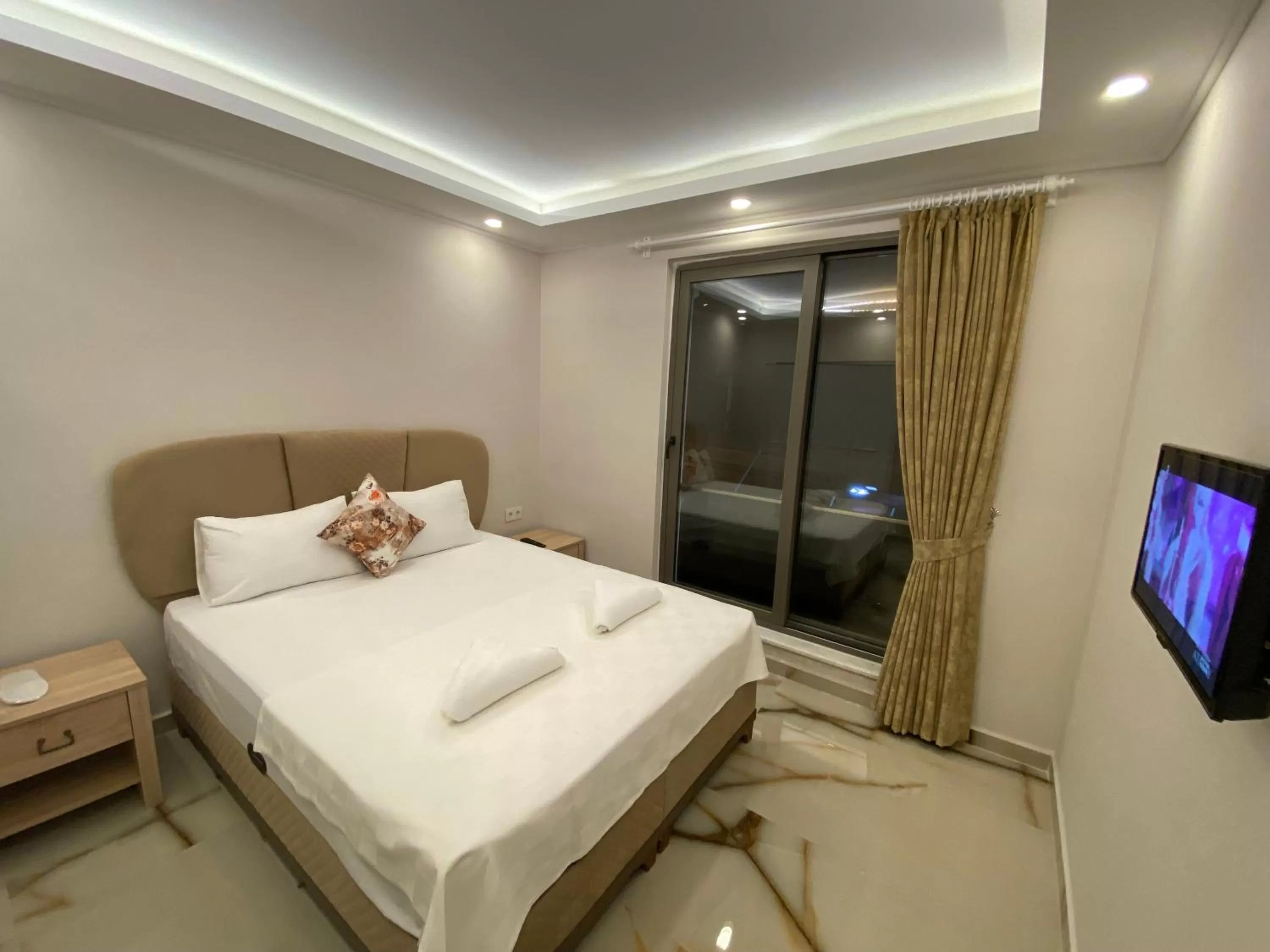 Bed in Huma Elite Hotel