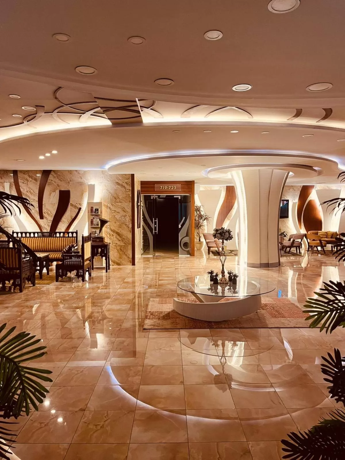 Lobby or reception, Restaurant/Places to Eat in Saleem Afandi Hotel