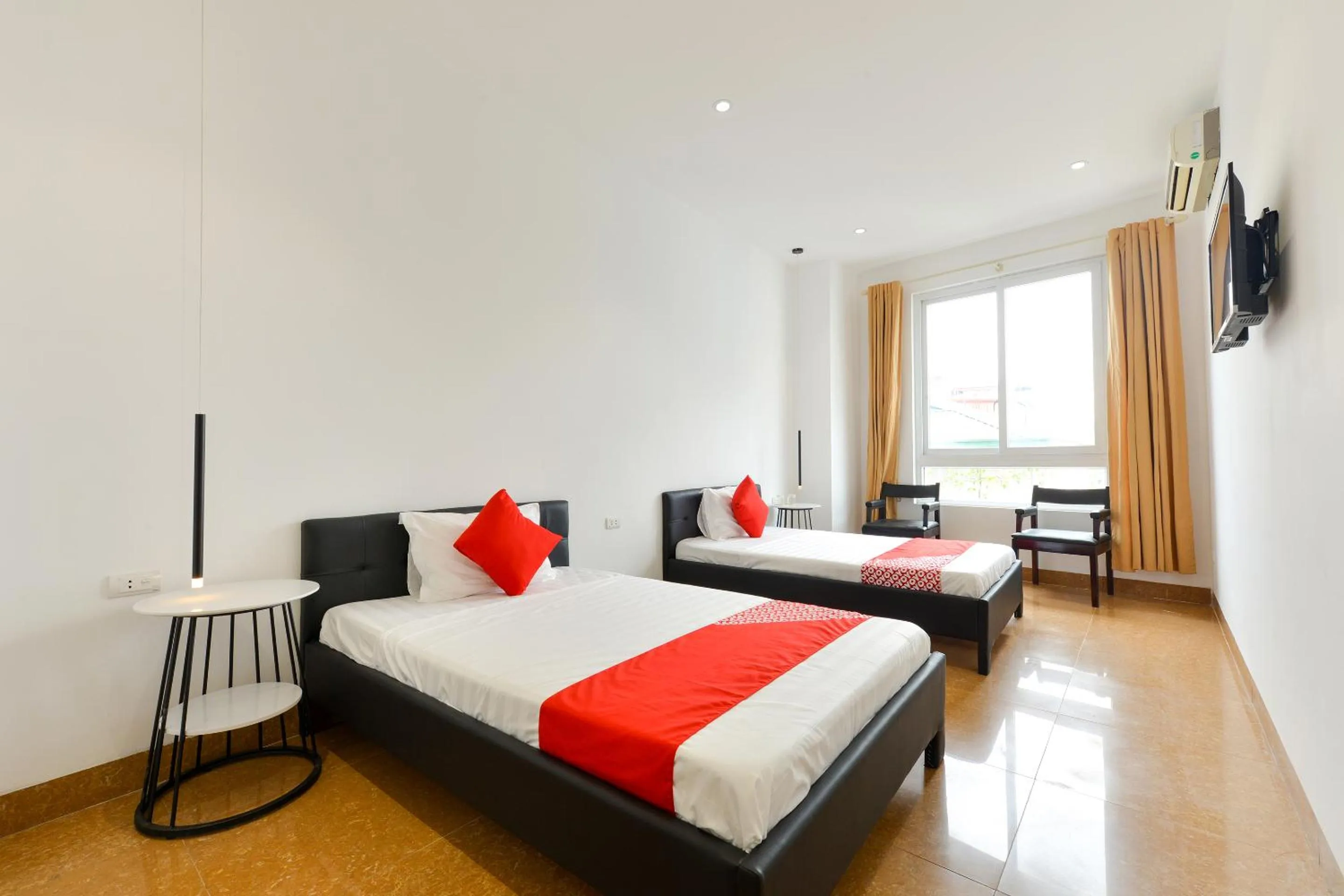 Bedroom, Bed in BH Riverside Hotel