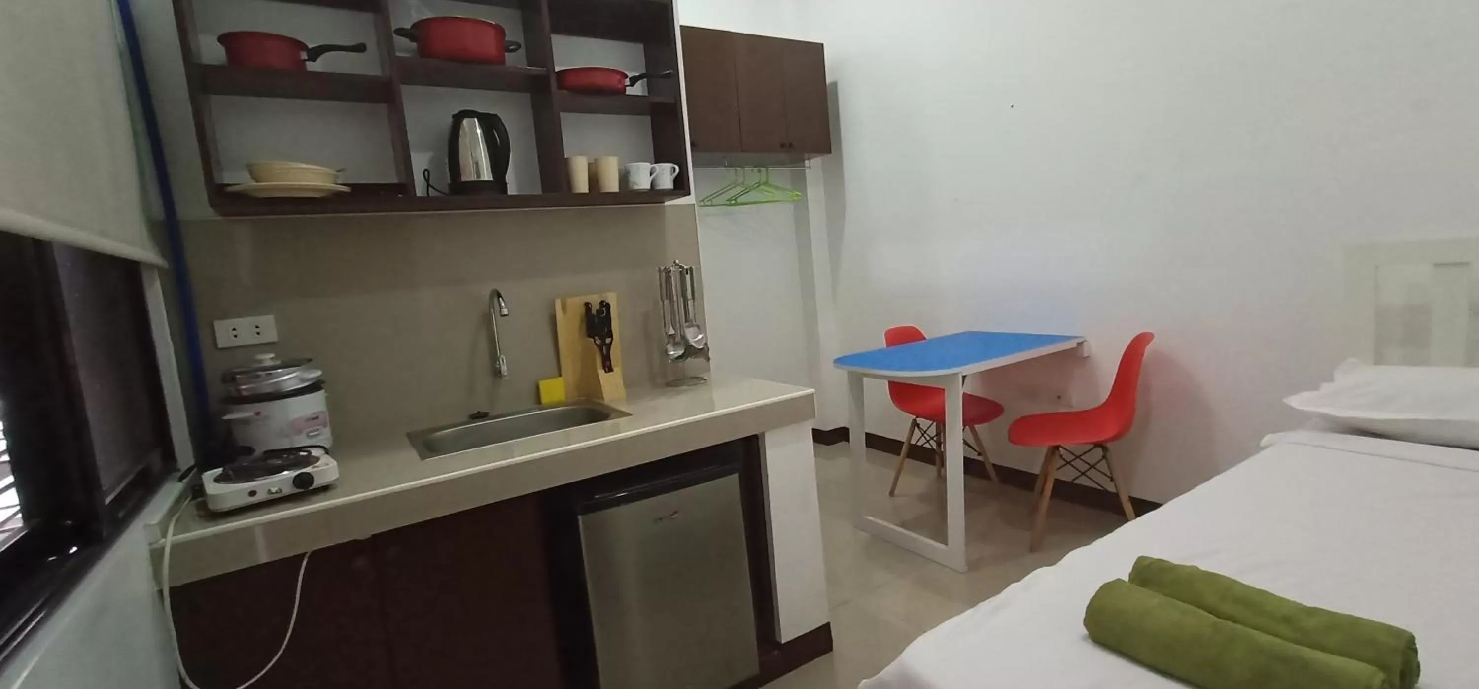 Bed in Clark-Pad Inn, Angeles City