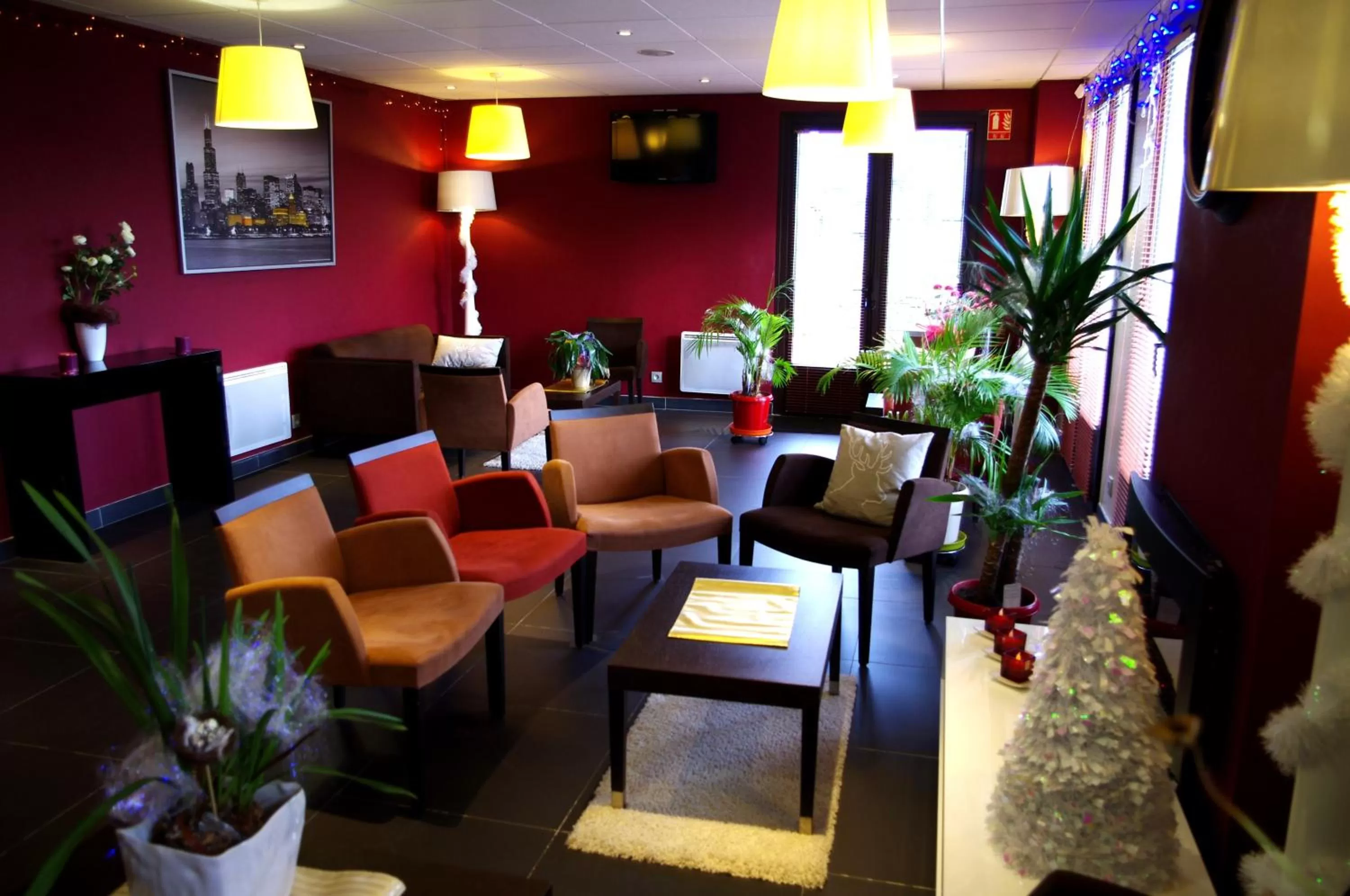 Lobby or reception in Kyriad Quimper Sud