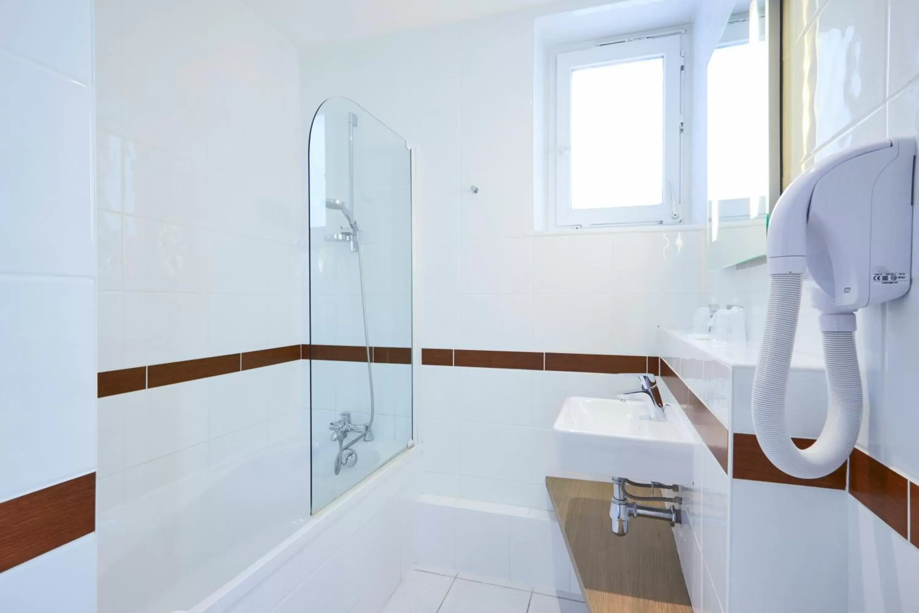 Double Room in Campanile Epinal Centre - Gare Double Room in Campanile Epinal Centre - Gare