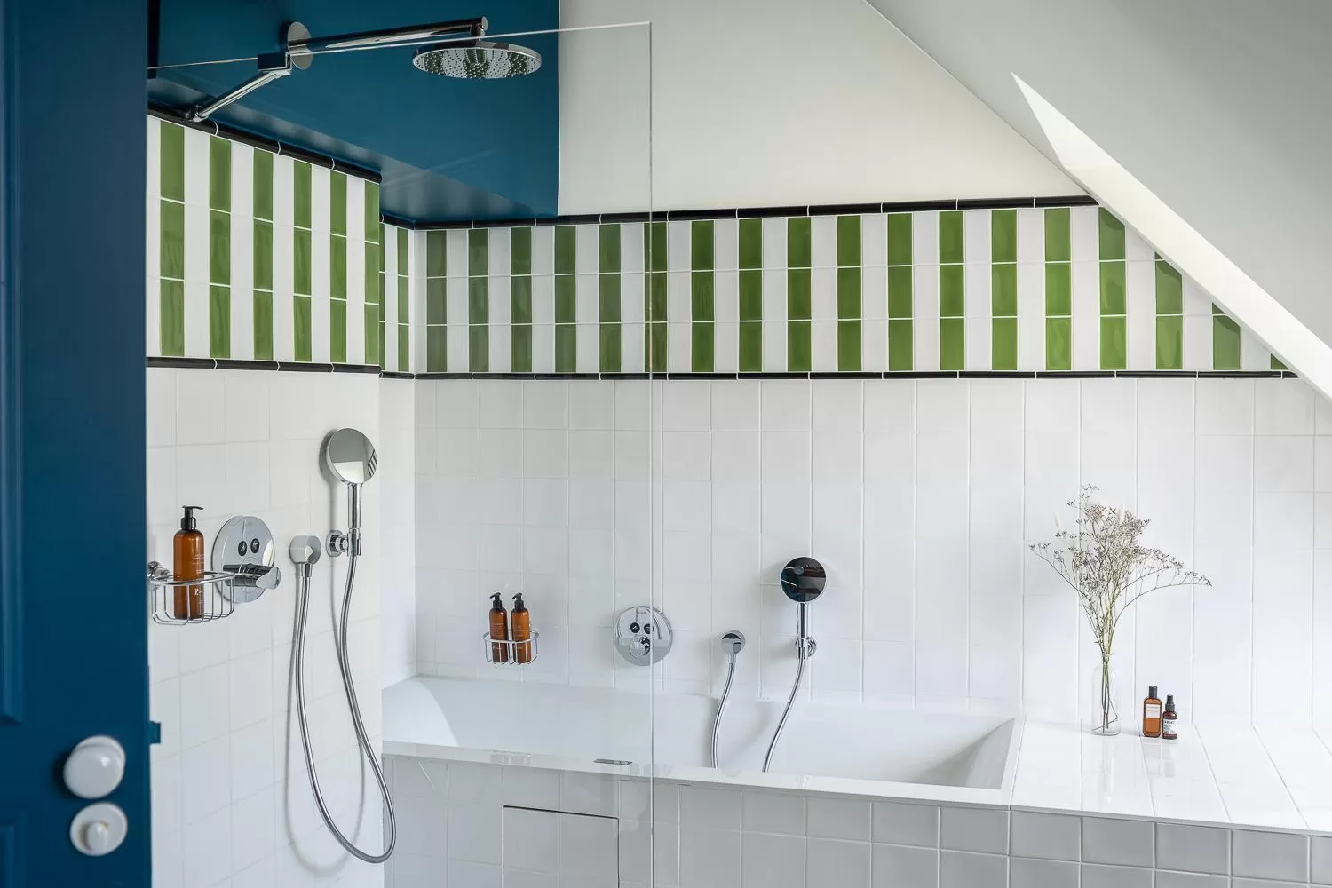 Bathroom in Chouchou Hotel