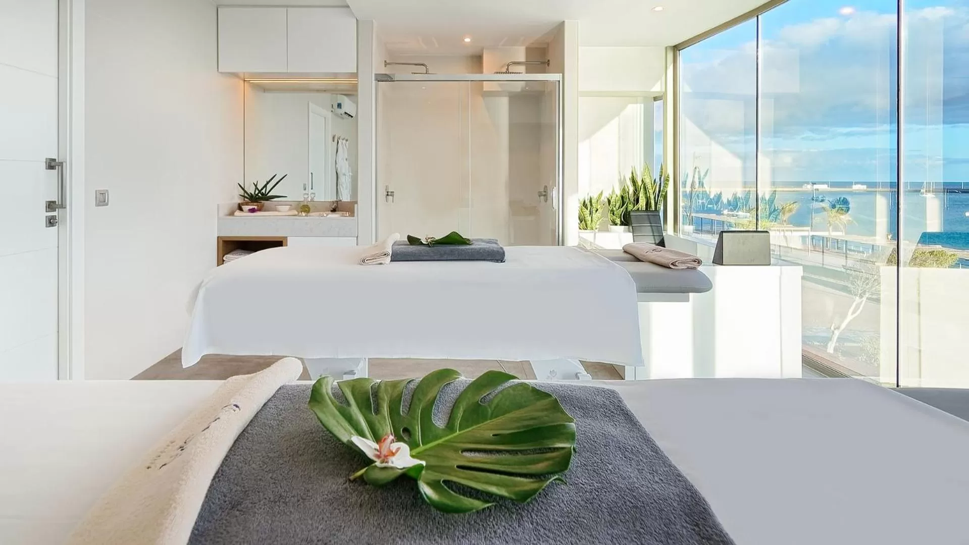 Spa and wellness centre/facilities, Bed in Arrecife Gran Hotel & Spa