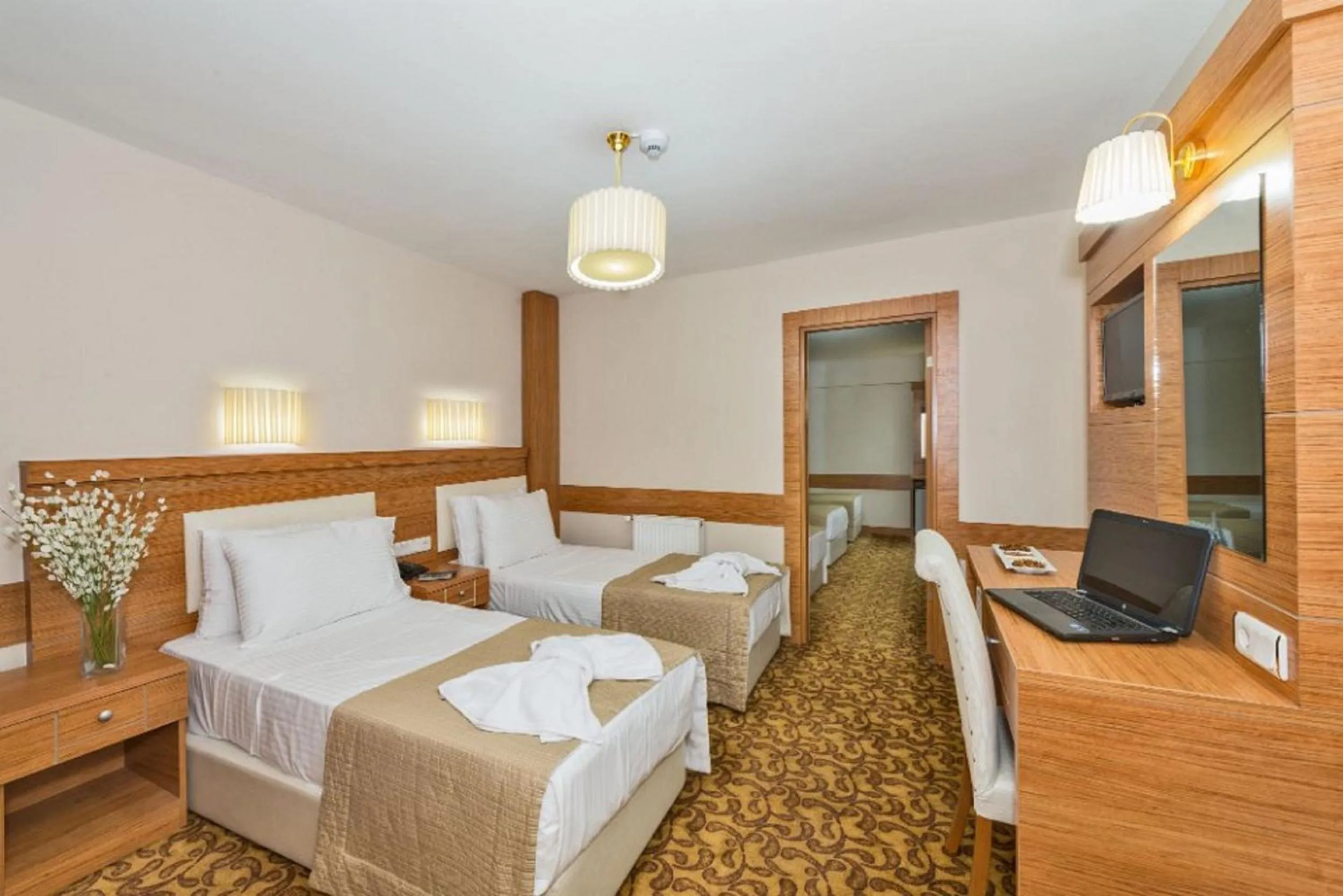 Massage, Bed in Selenay Hotel