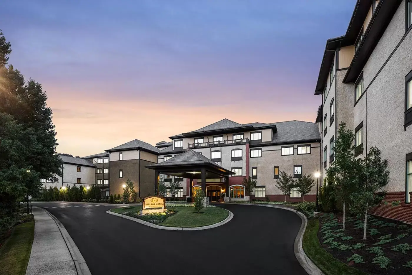 Village Hotel on Biltmore Estate Village Hotel on Biltmore Estate